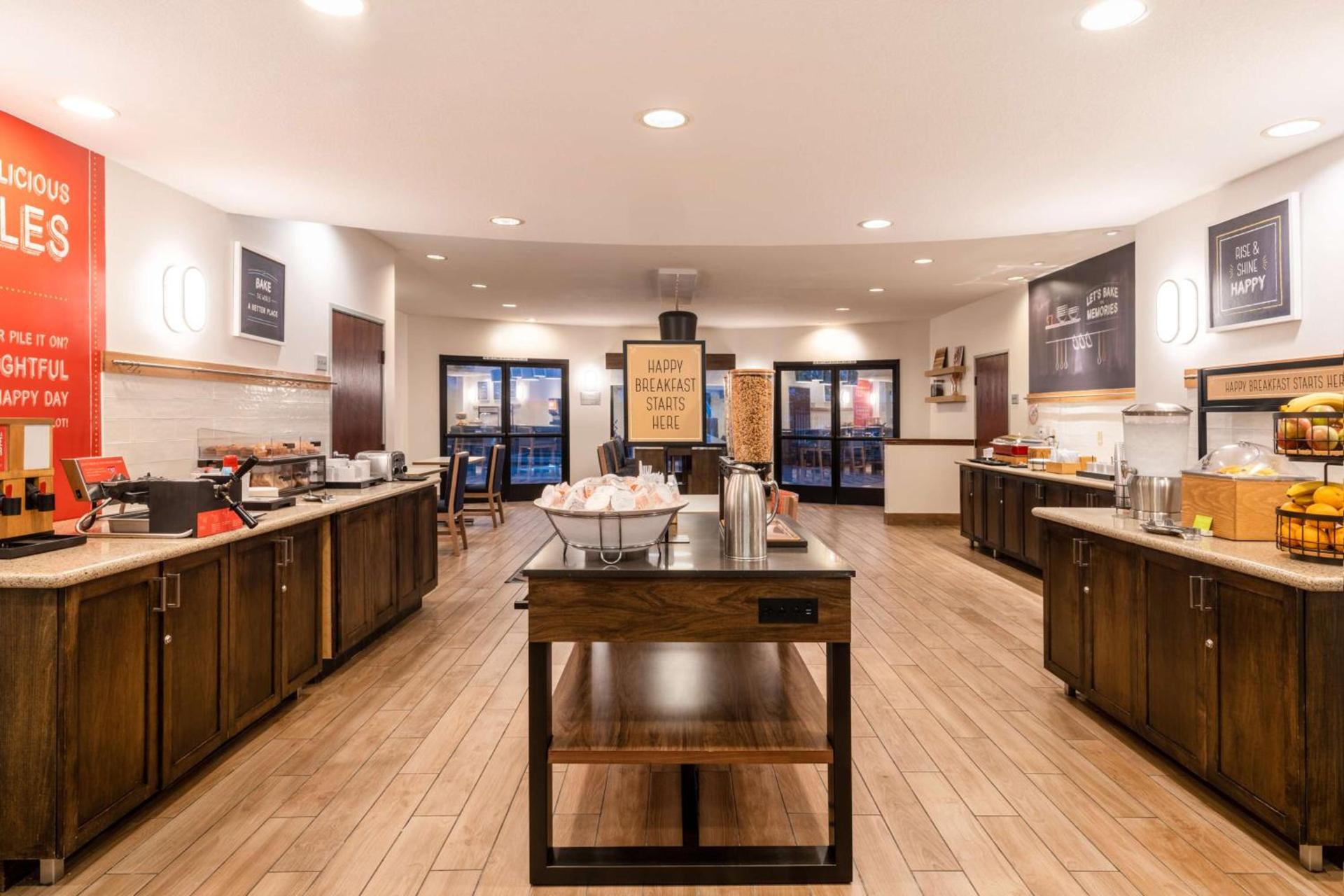 Hampton Inn by Hilton Irvine East - Lake Forest photo 10