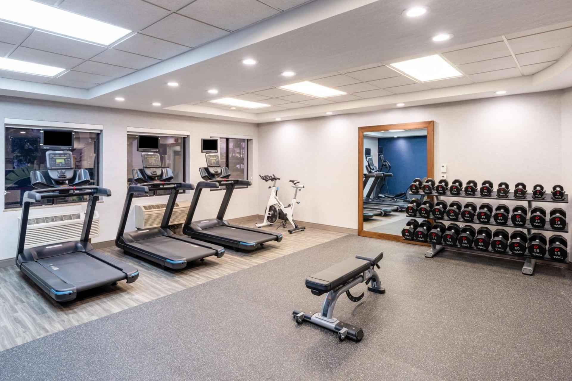 Hampton Inn by Hilton Irvine East - Lake Forest photo 12
