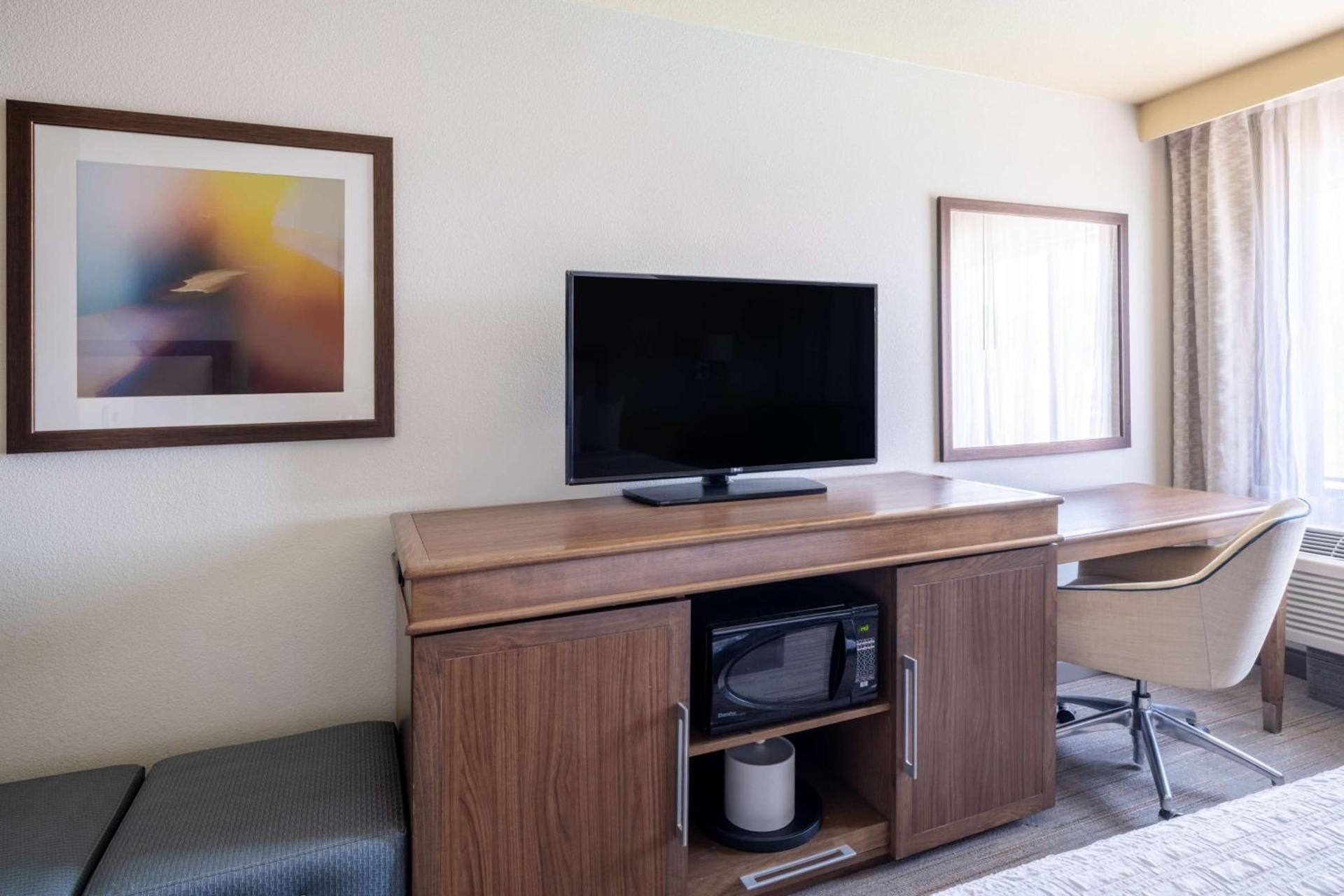 Hampton Inn by Hilton Irvine East - Lake Forest photo 14