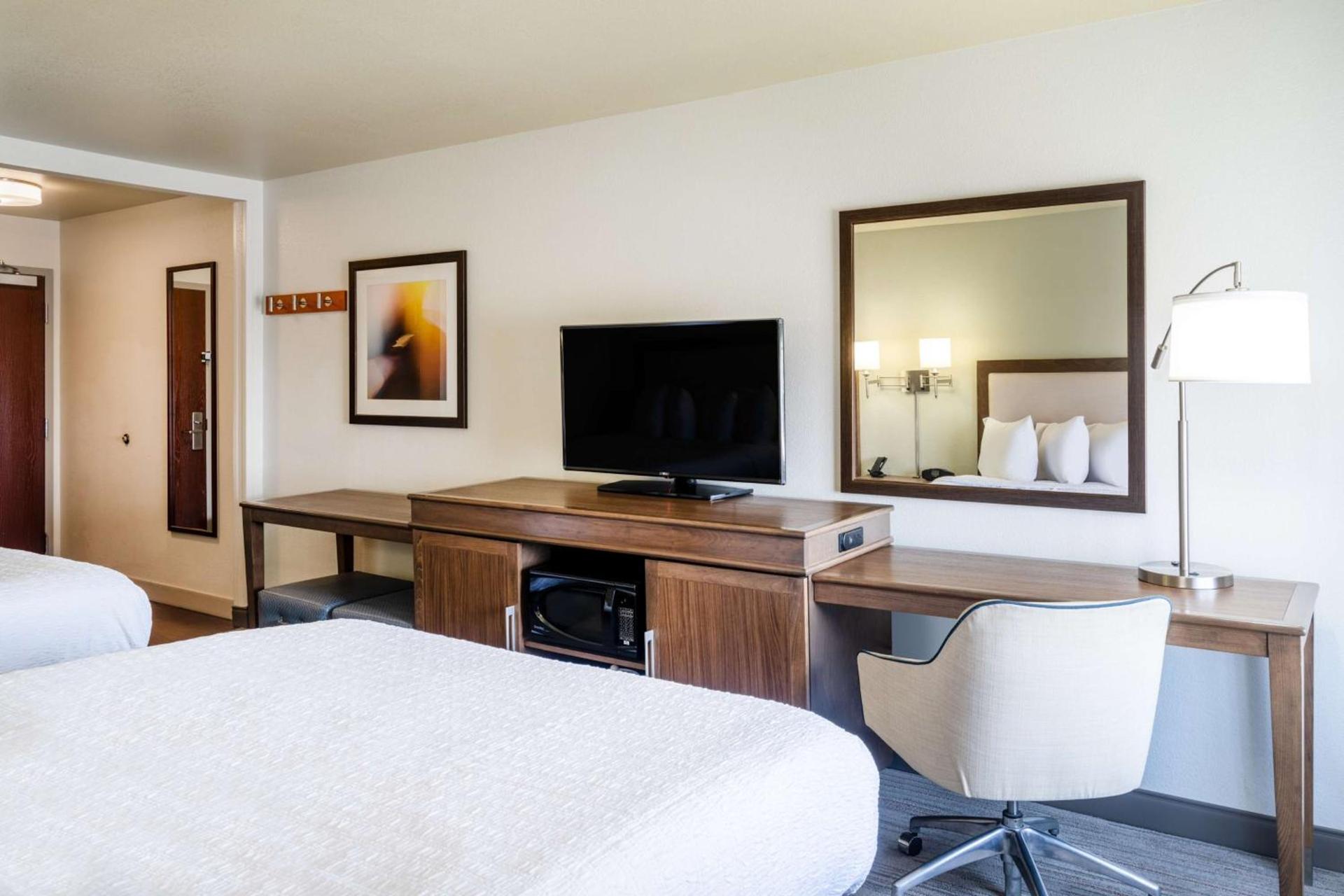 Hampton Inn by Hilton Irvine East - Lake Forest photo 18