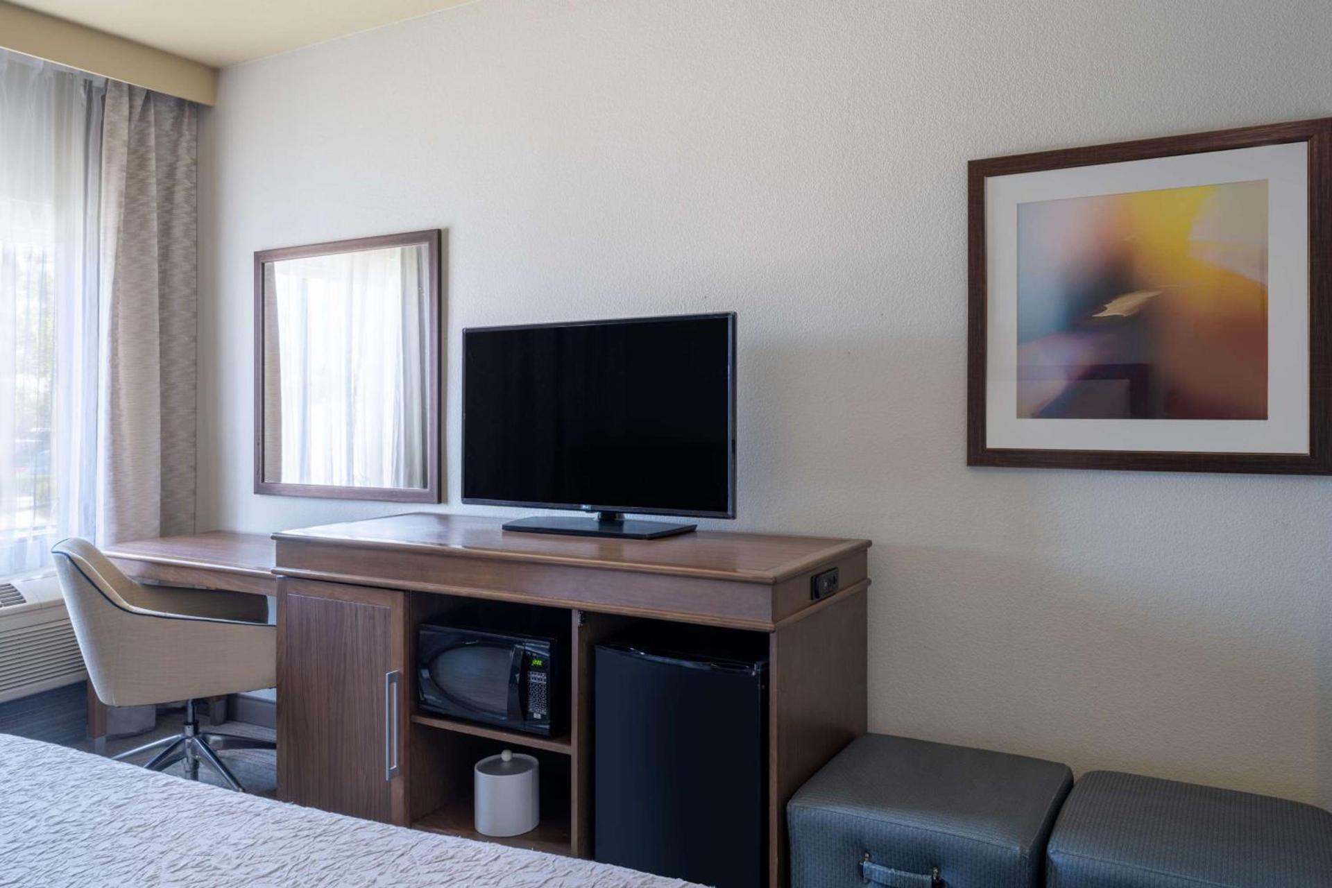 Hampton Inn by Hilton Irvine East - Lake Forest photo 26