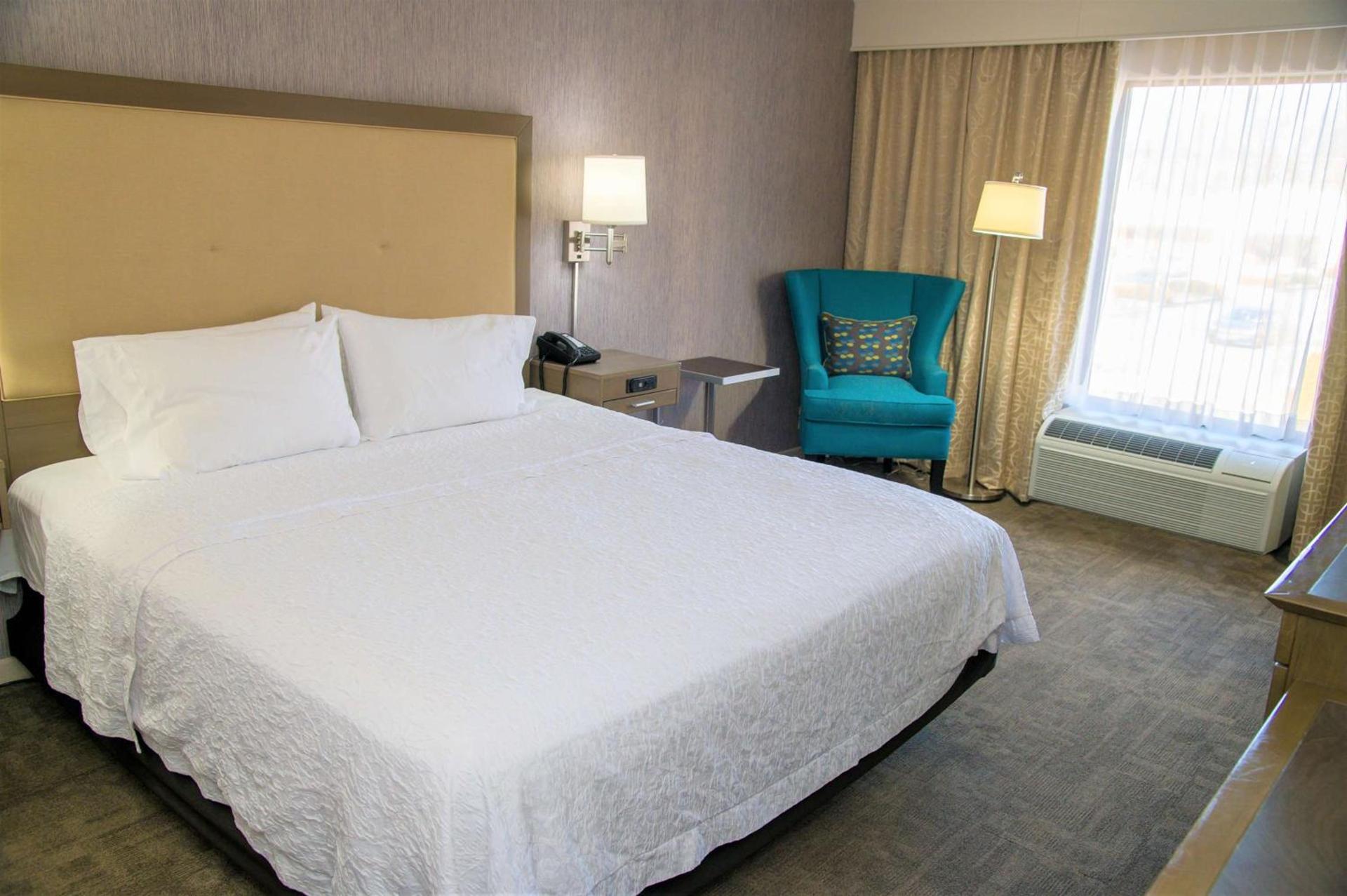 Hampton Inn Lewisburg photo 26