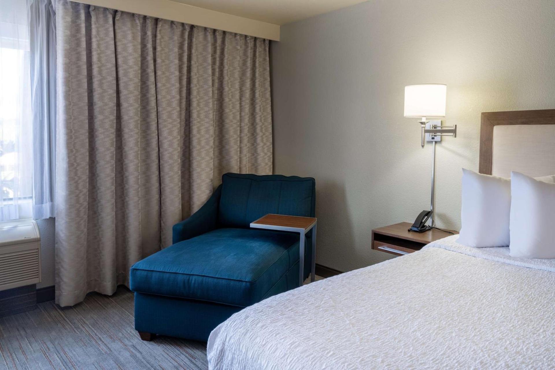 Hampton Inn by Hilton Irvine East - Lake Forest photo 29