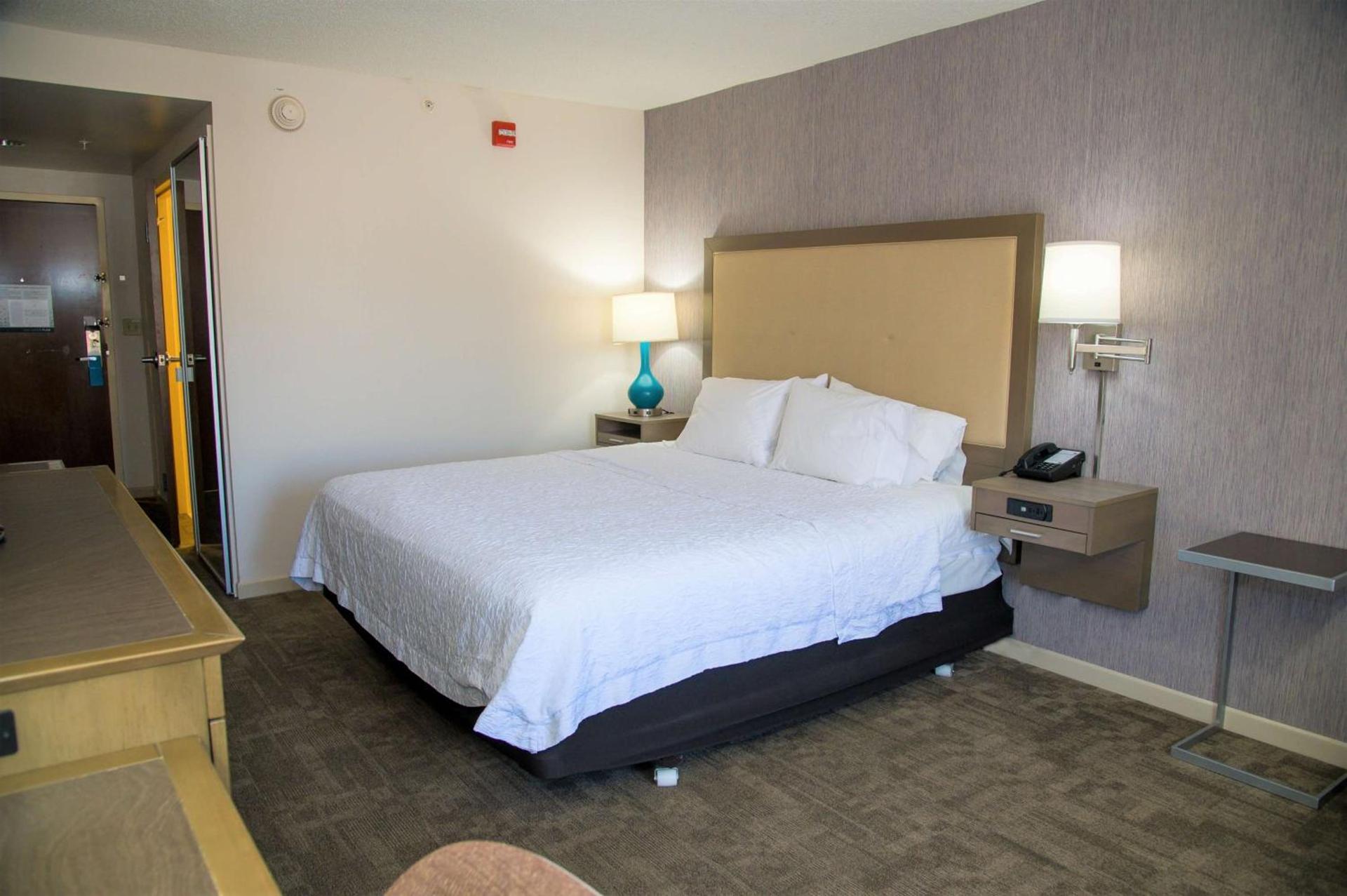 Hampton Inn Lewisburg photo 27