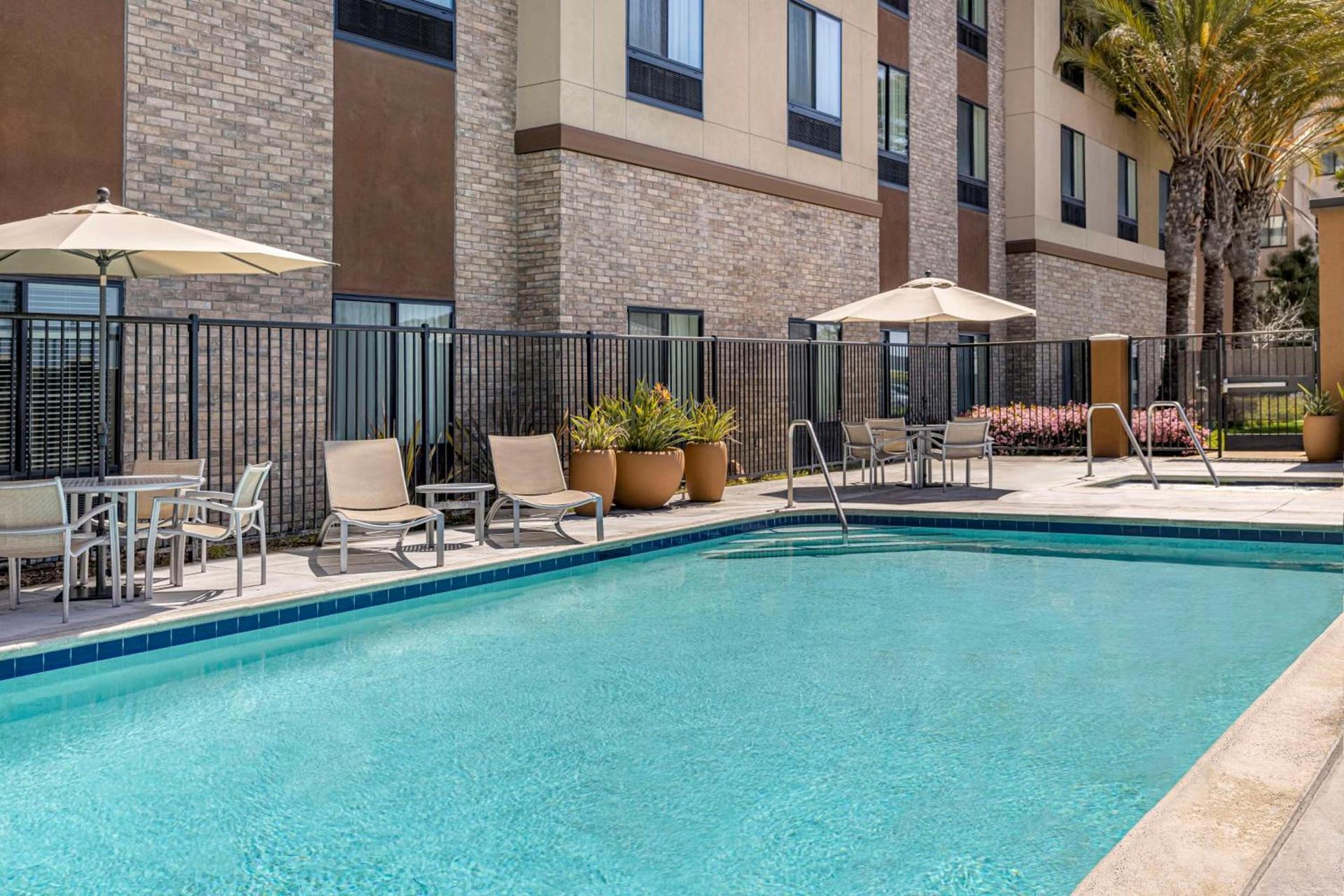 Hilton Garden Inn Los Angeles/Redondo Beach photo 10