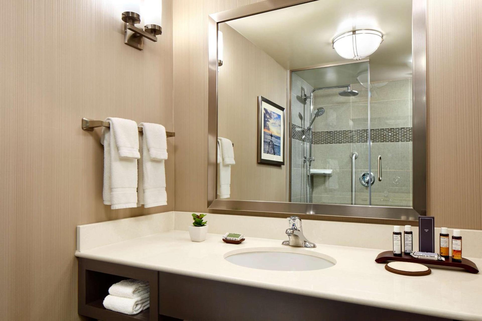Hilton Garden Inn Los Angeles/Redondo Beach photo 25