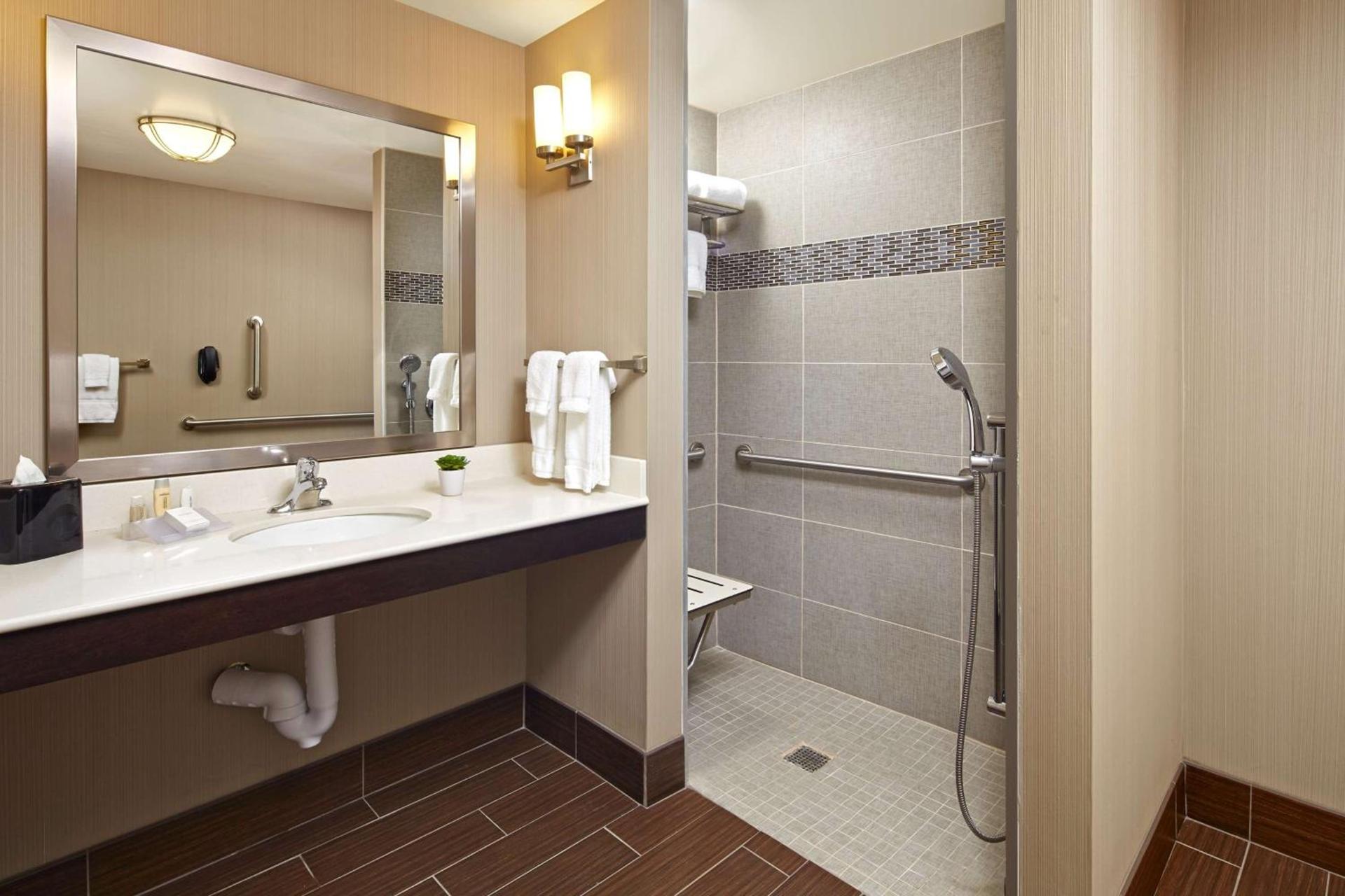 Hilton Garden Inn Los Angeles/Redondo Beach photo 27