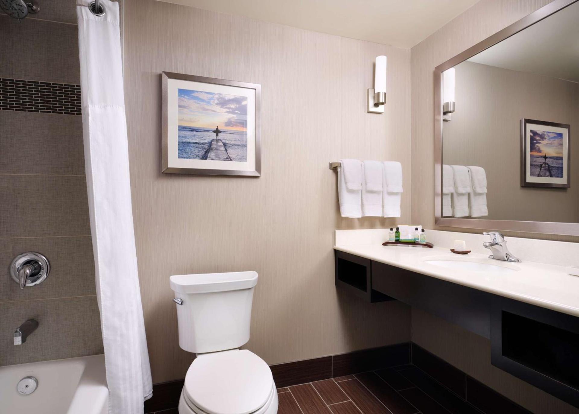 Hilton Garden Inn Los Angeles/Redondo Beach photo 34