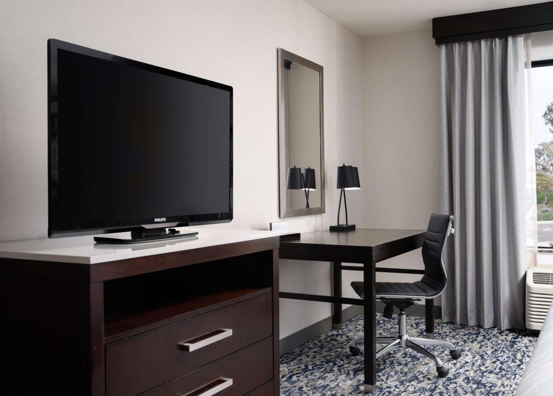 Hilton Garden Inn Los Angeles/Redondo Beach photo 36
