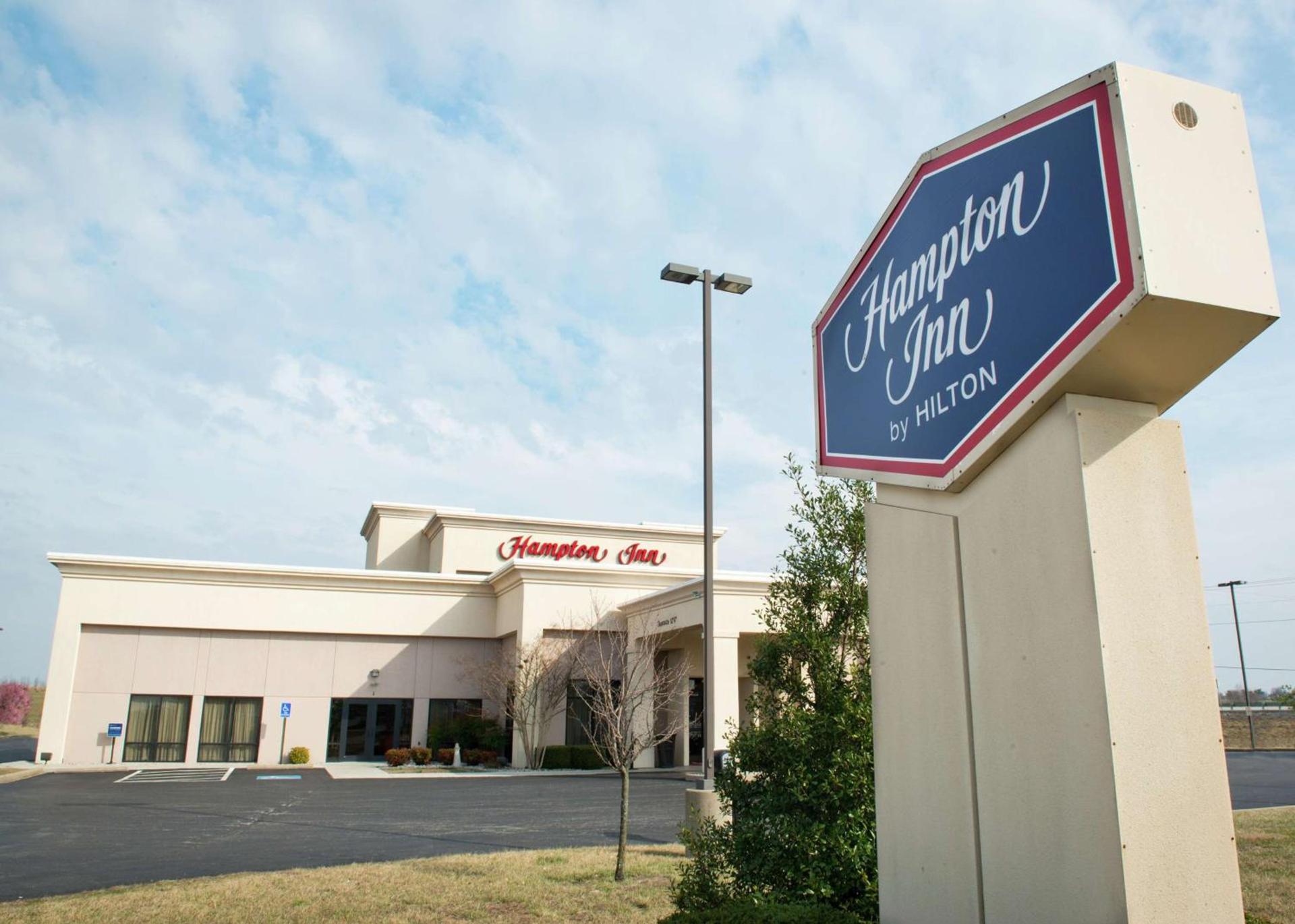 Hampton Inn Lebanon photo 2