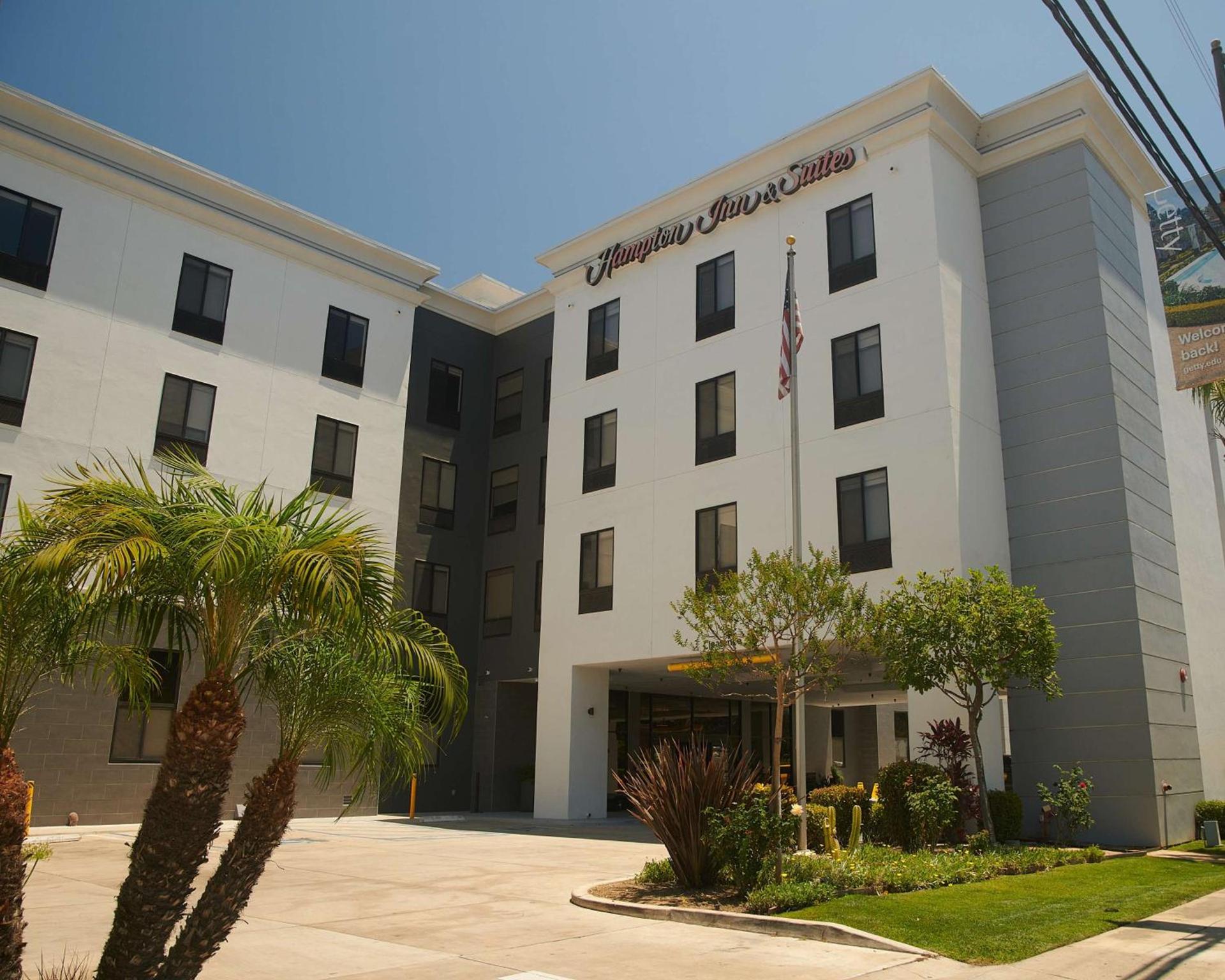 Hampton Inn & Suites Sherman Oaks photo 6