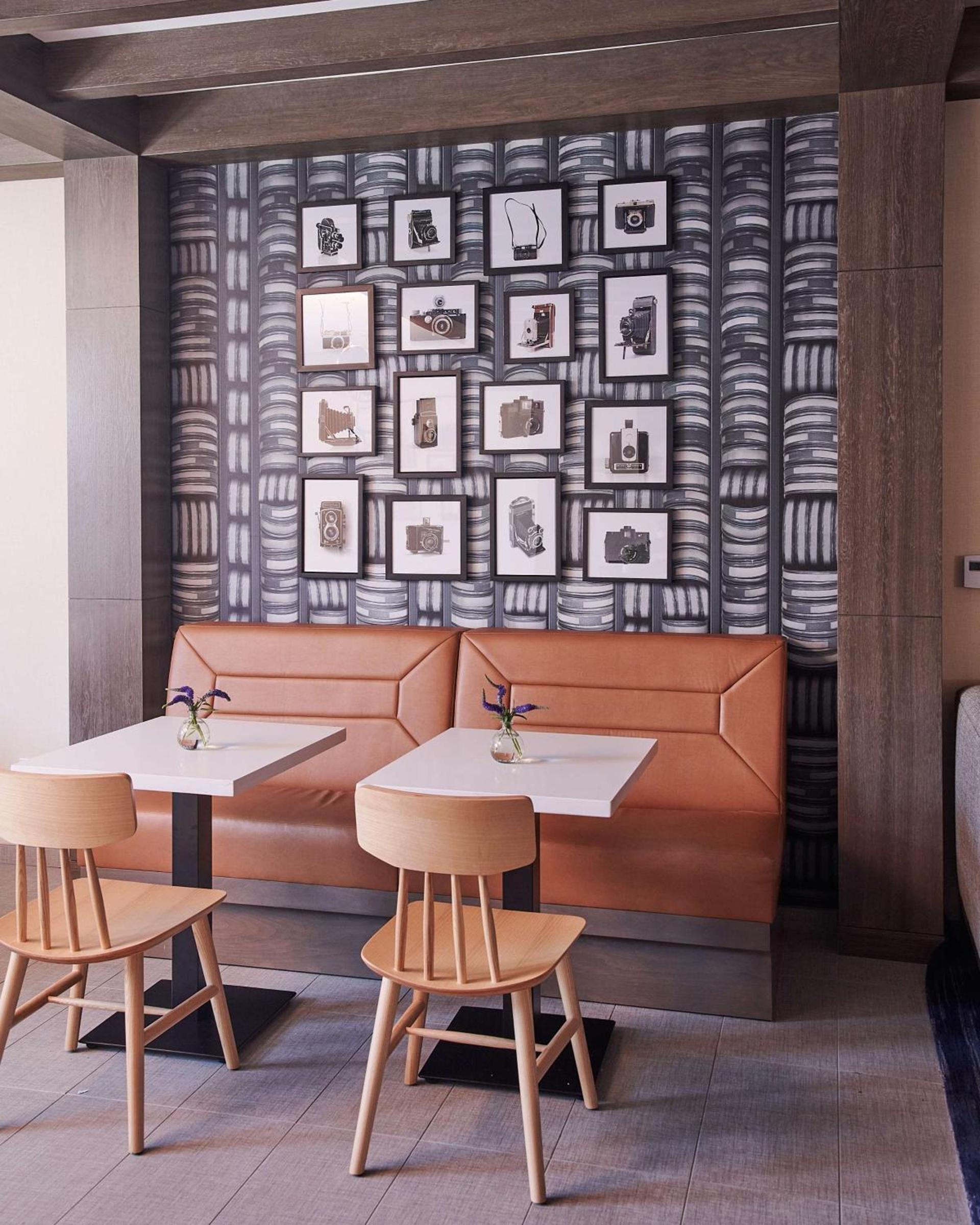 Hampton Inn & Suites Sherman Oaks photo 18