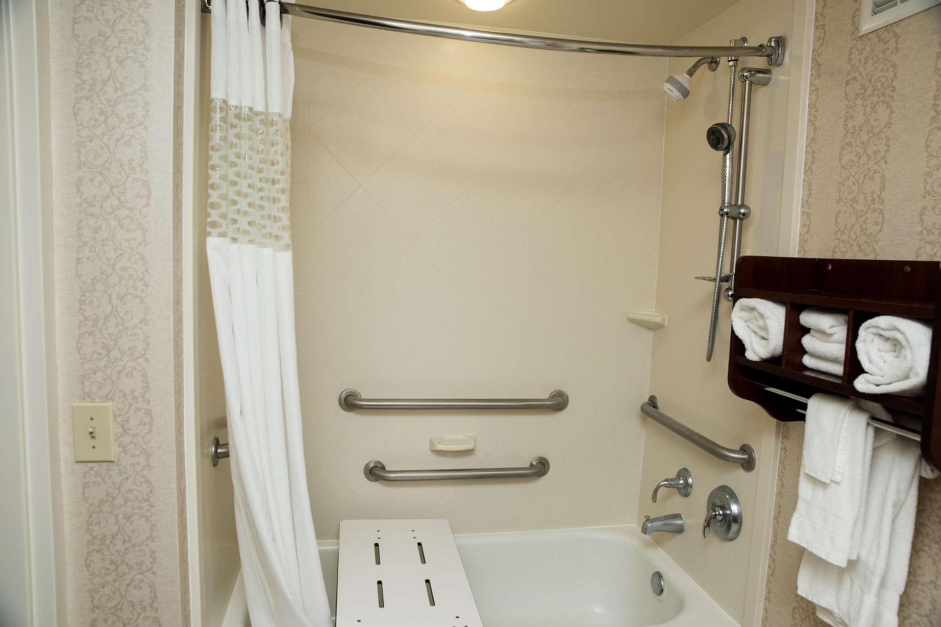 Hampton by Hilton - North Platte photo 17