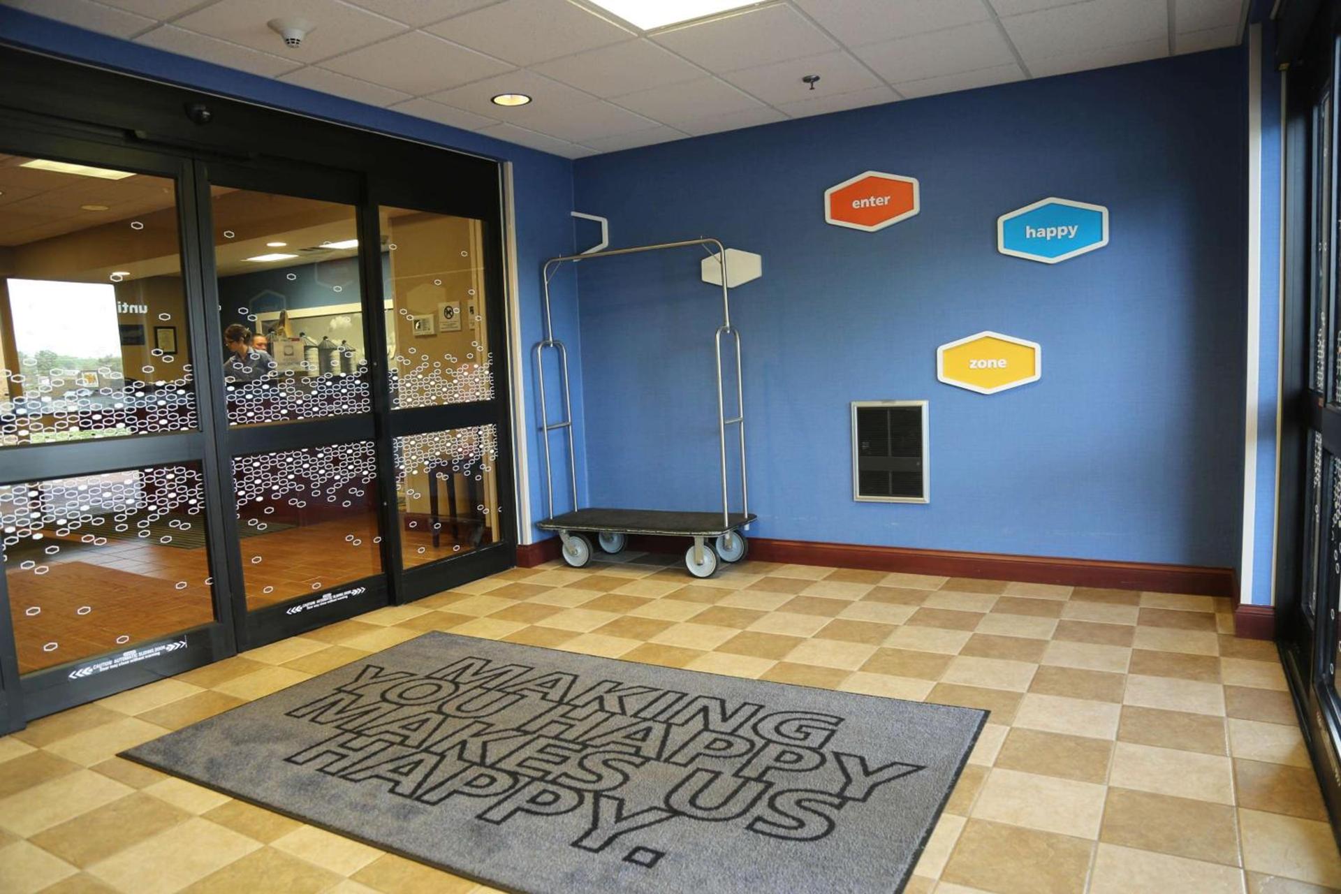 Hampton Inn Morehead photo 3
