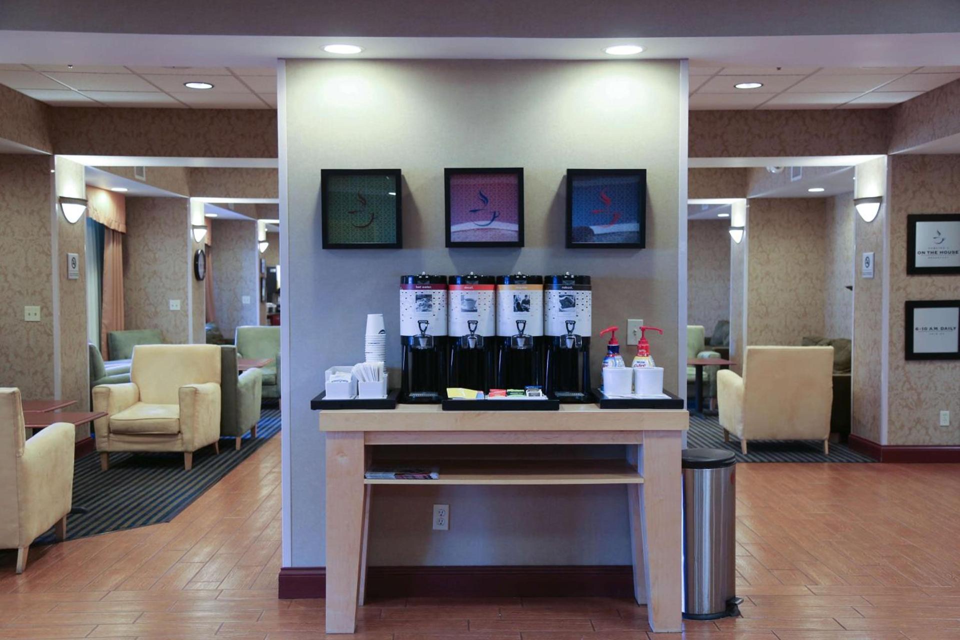 Hampton Inn Morehead photo 10
