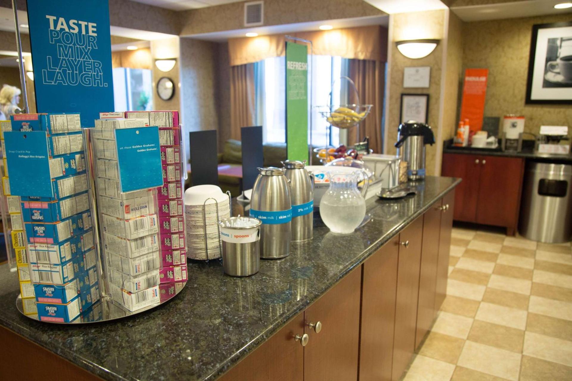 Hampton Inn Morehead photo 11