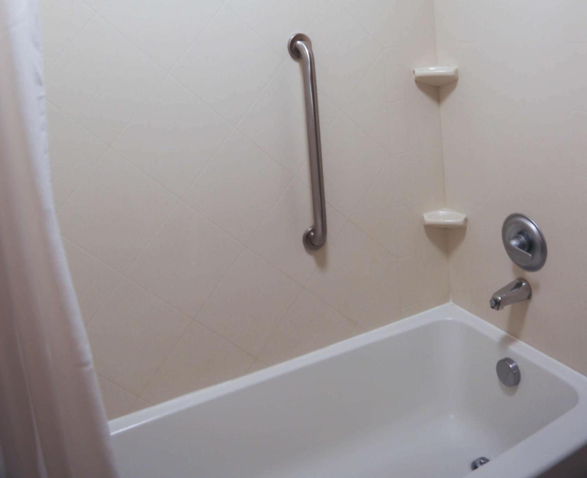 Hampton Inn Morehead photo 29