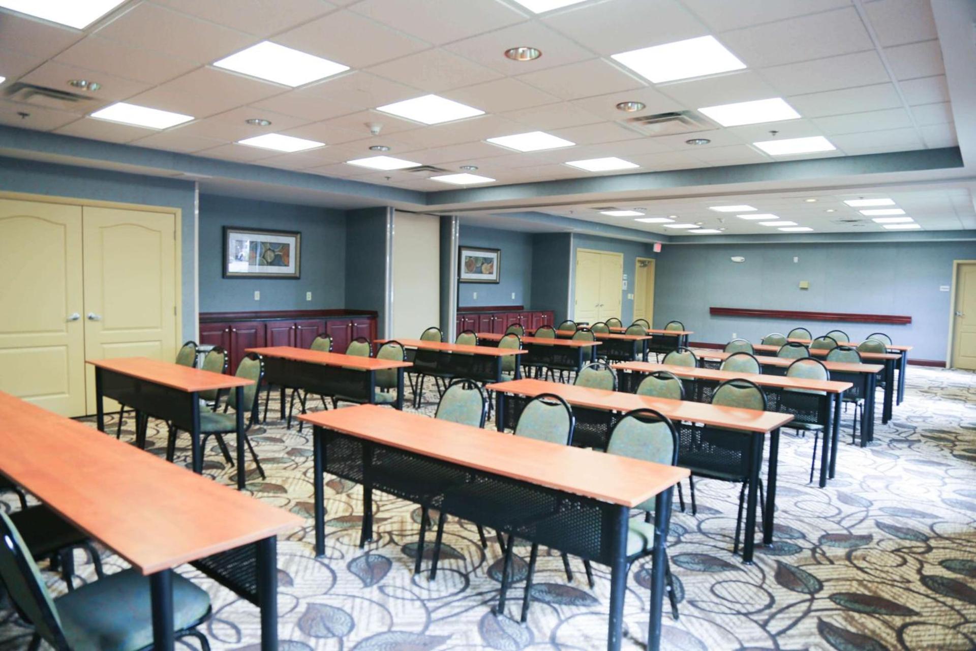Hampton Inn Morehead photo 33