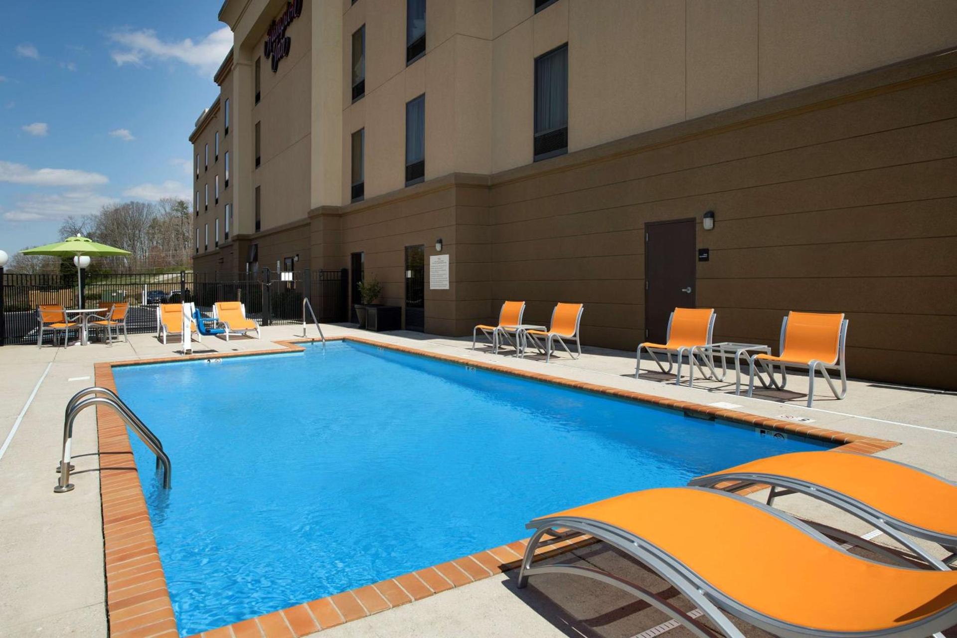 Hampton Inn Lenoir City photo 5