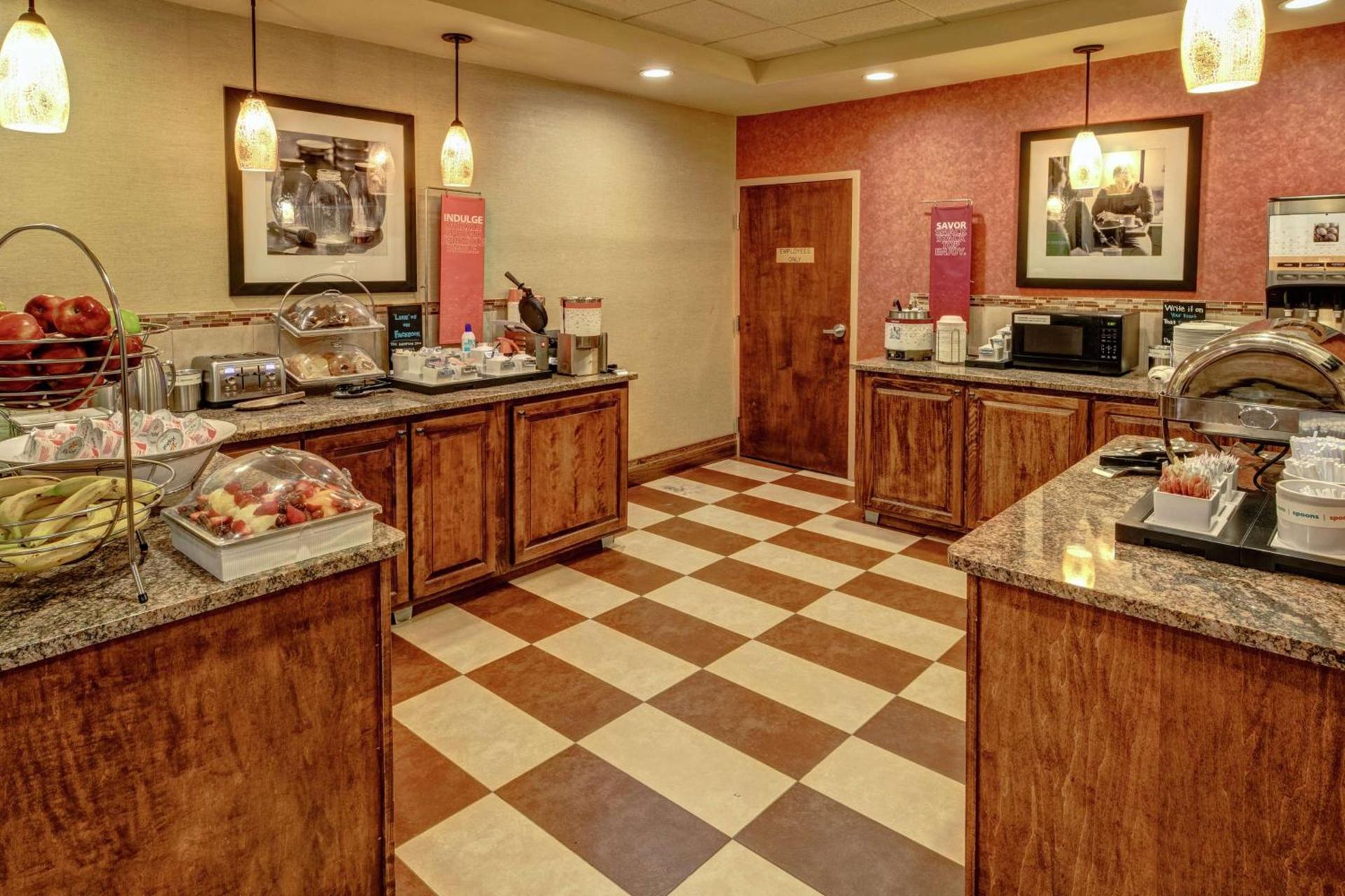 Hampton Inn Winchester KY photo 7