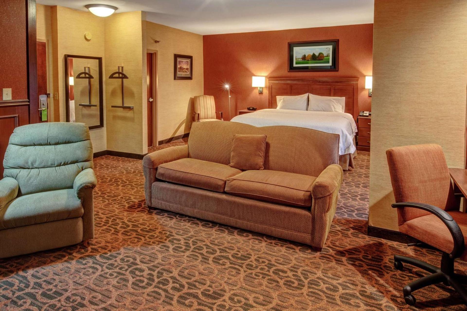 Hampton Inn Winchester KY photo 17