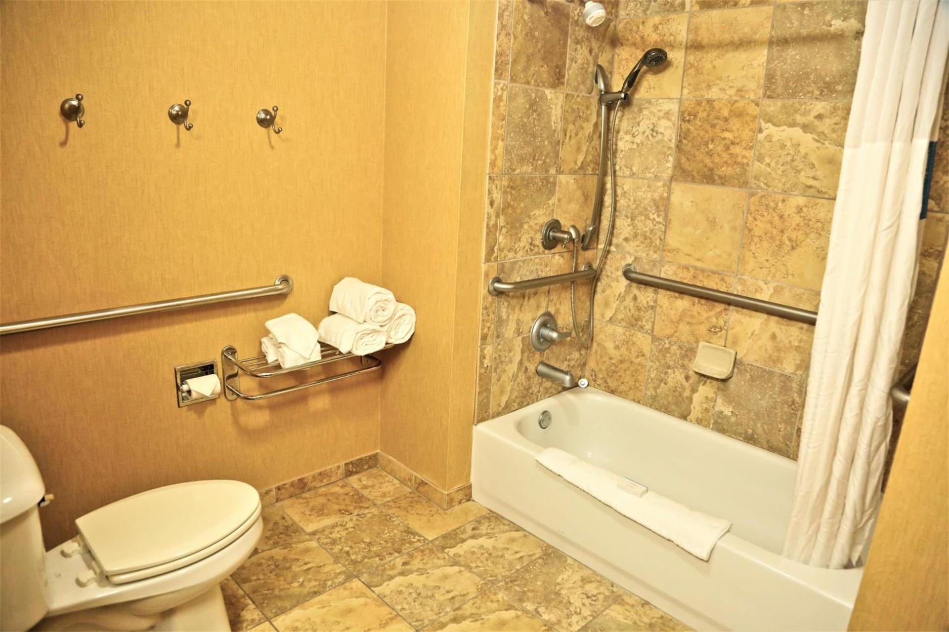 Hampton Inn & Suites Jennings photo 8