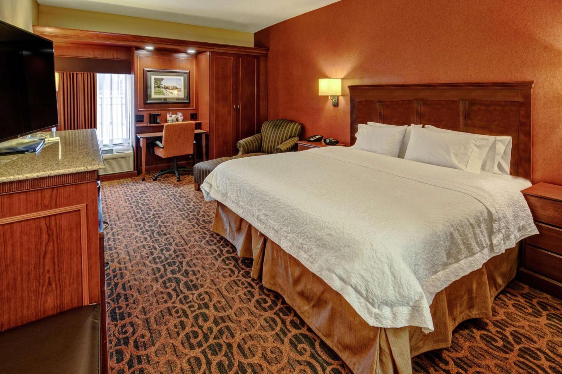 Hampton Inn Winchester KY photo 32