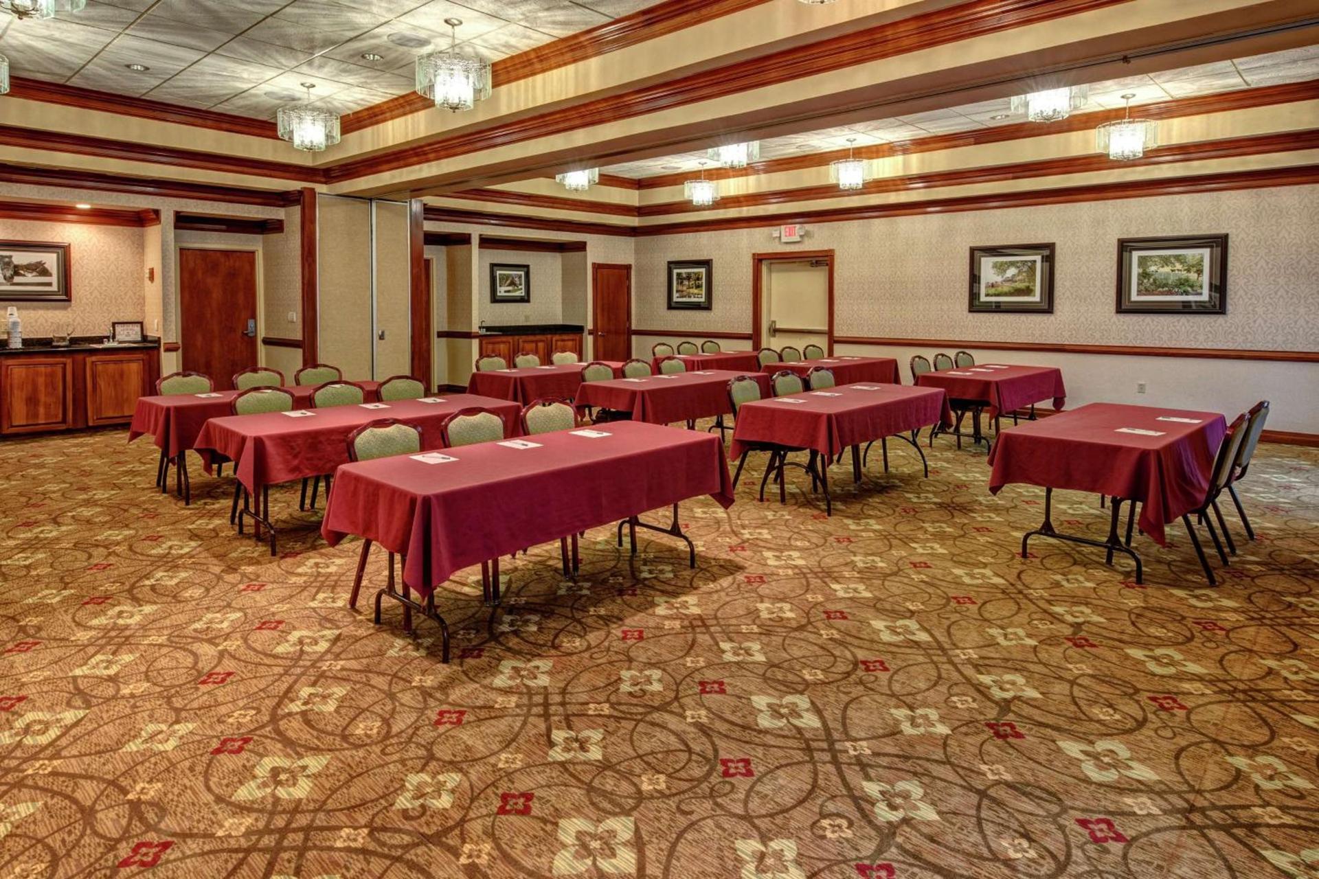 Hampton Inn Winchester KY photo 34