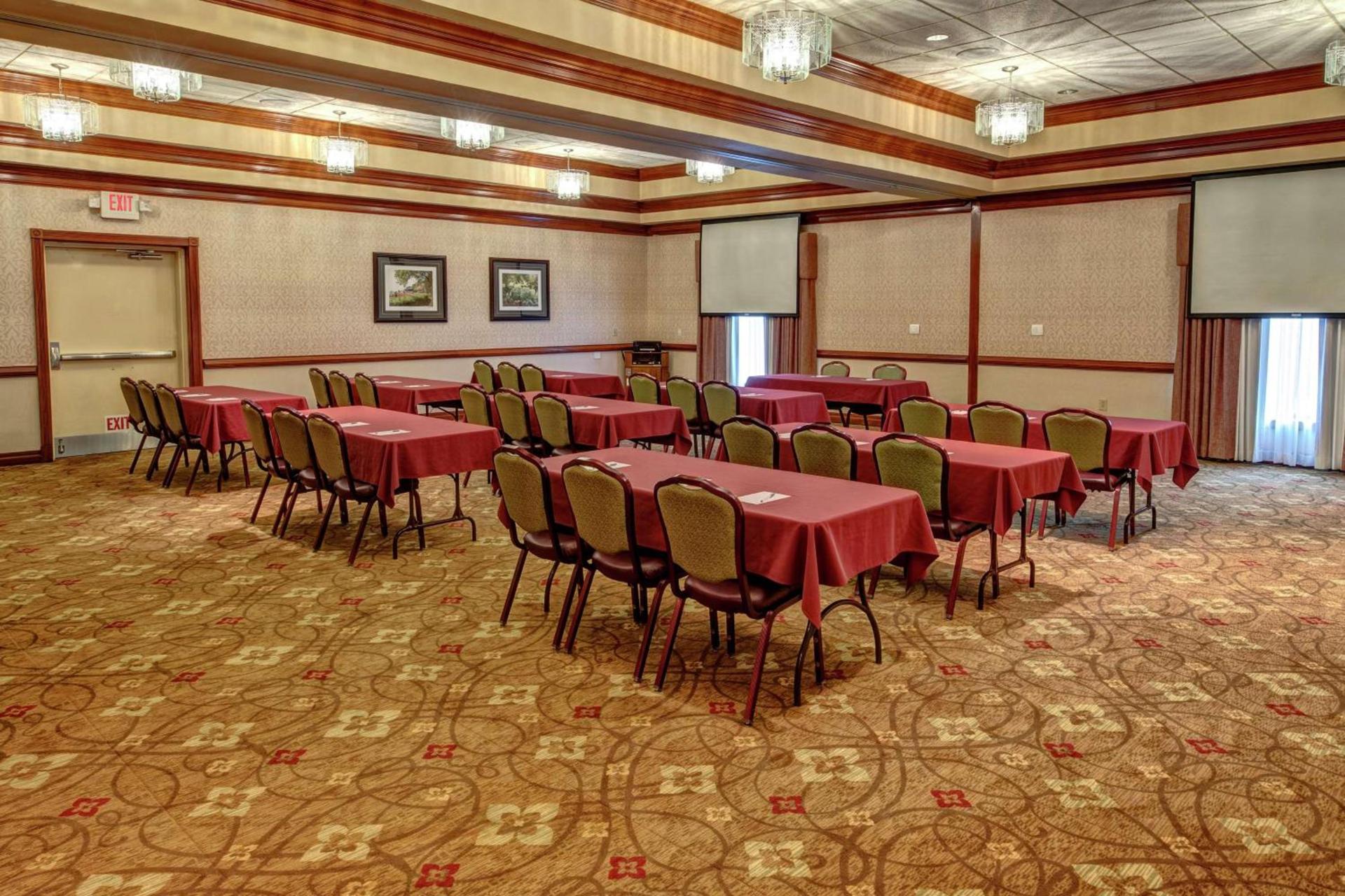 Hampton Inn Winchester KY photo 33