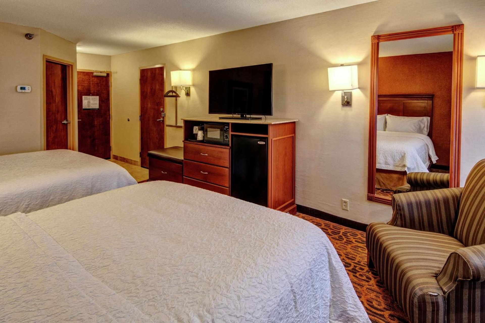 Hampton Inn Winchester KY photo 36