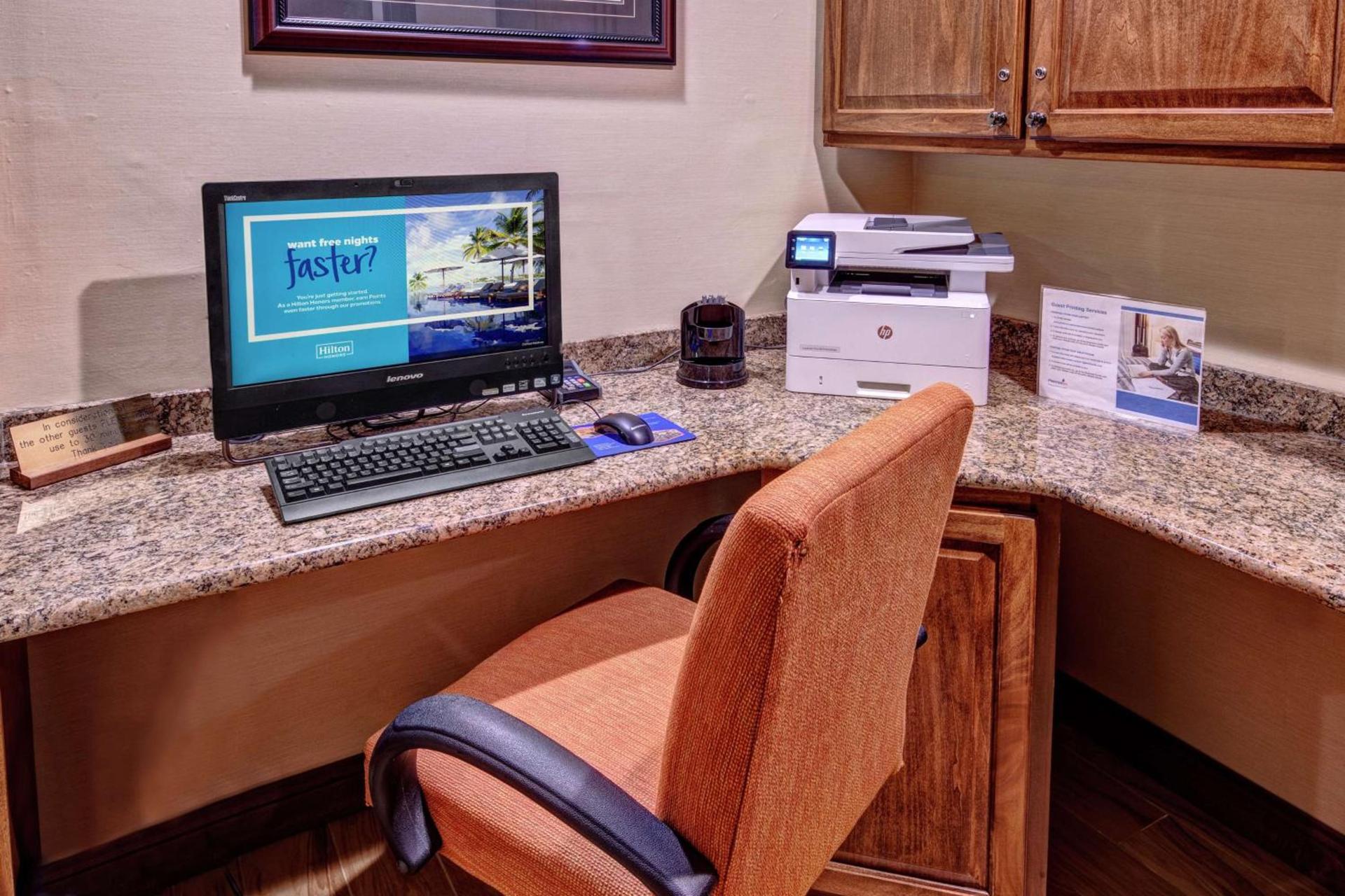 Hampton Inn Winchester KY photo 38
