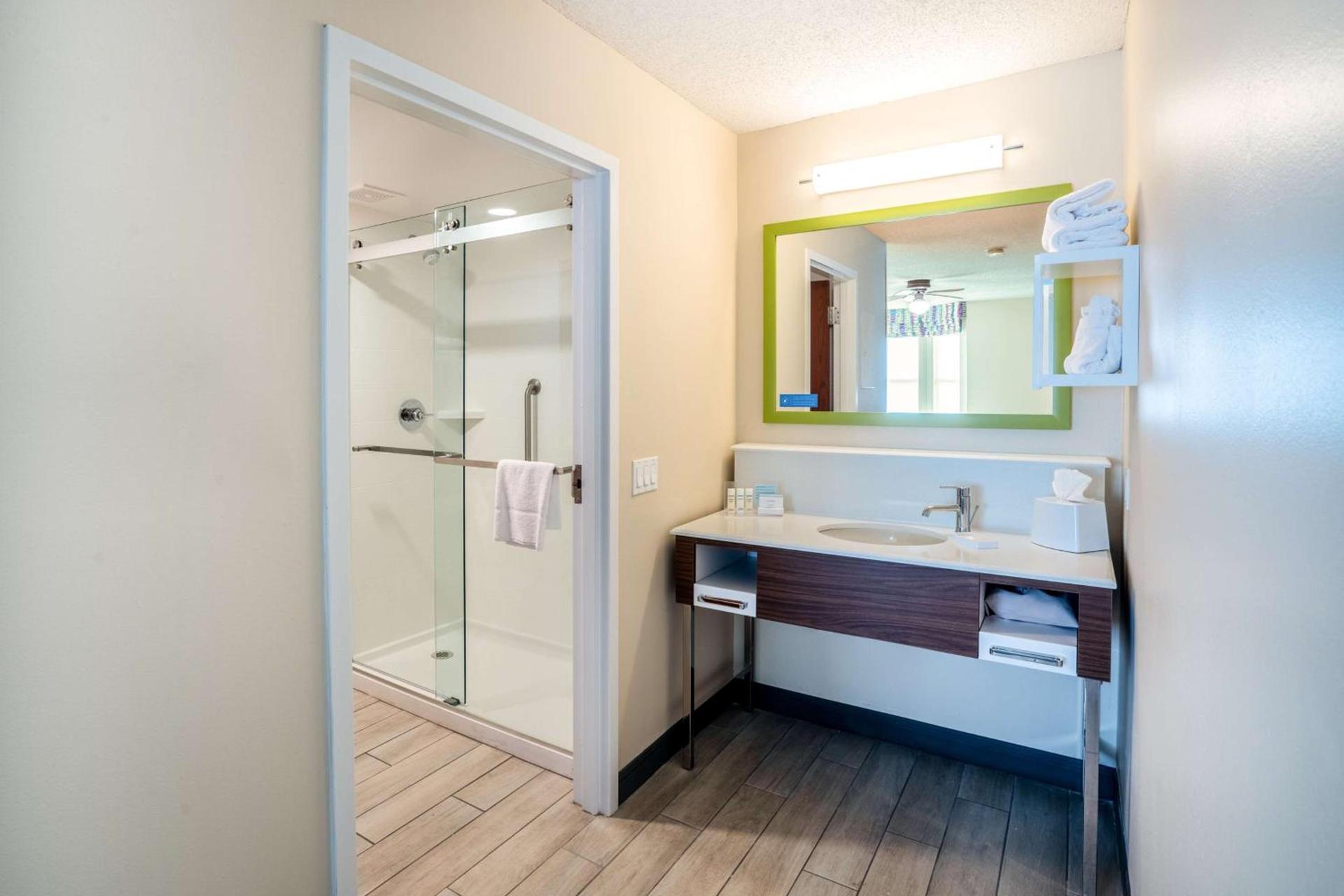 Hampton Inn & Suites West Little Rock photo 23