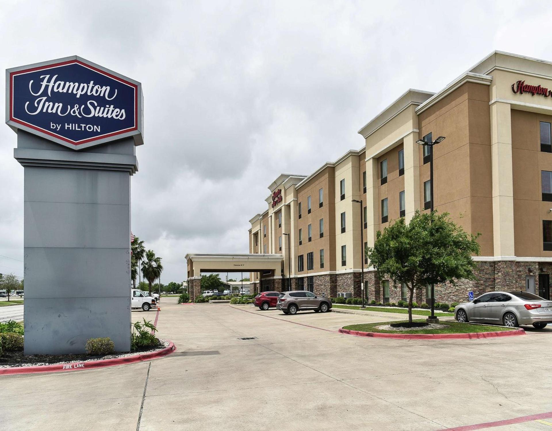 Hampton Inn & Suites Bay City photo 4