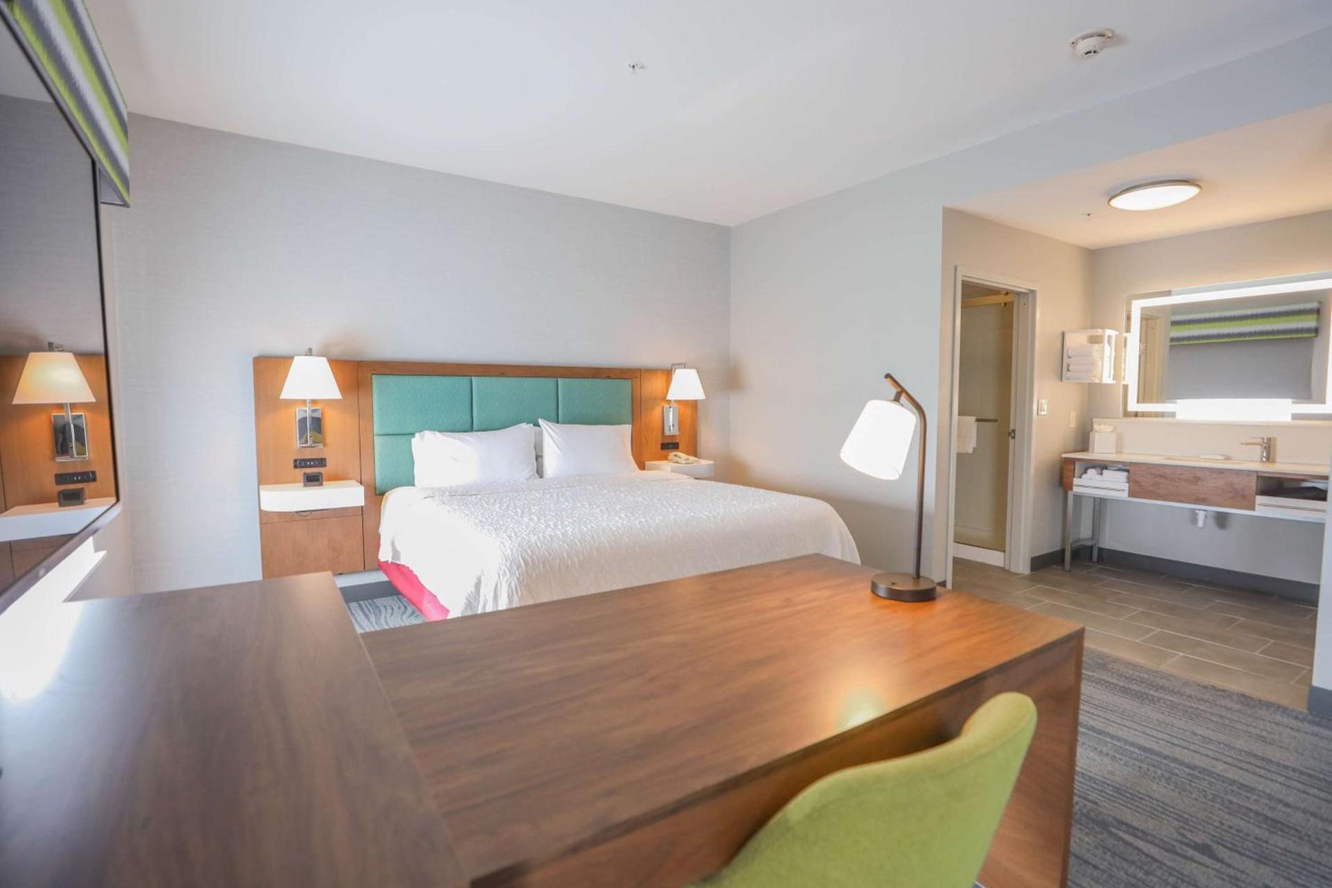 Hampton Inn & Suites Bay City photo 68