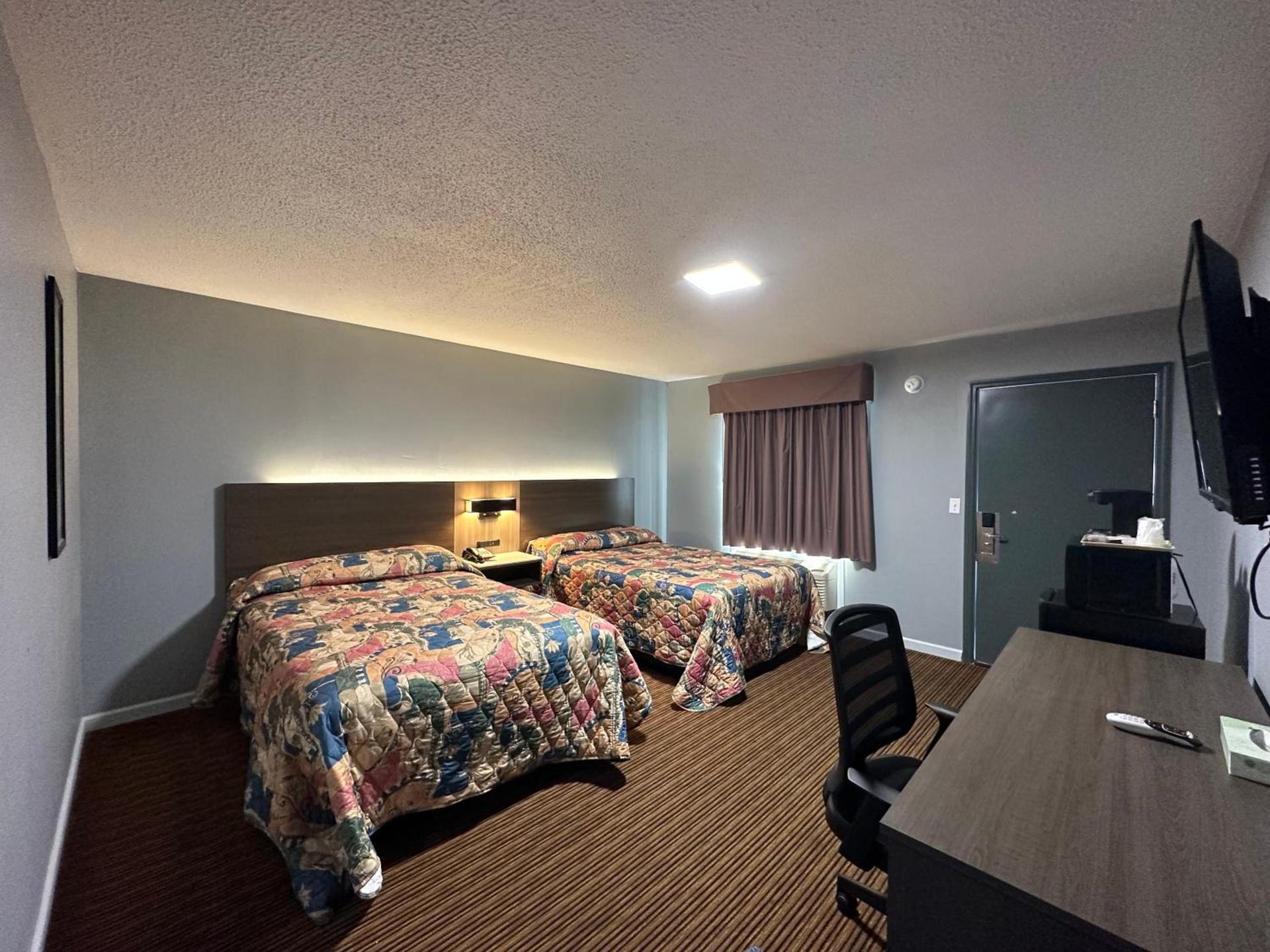Rodeway Inn & Suites Walhalla photo 15