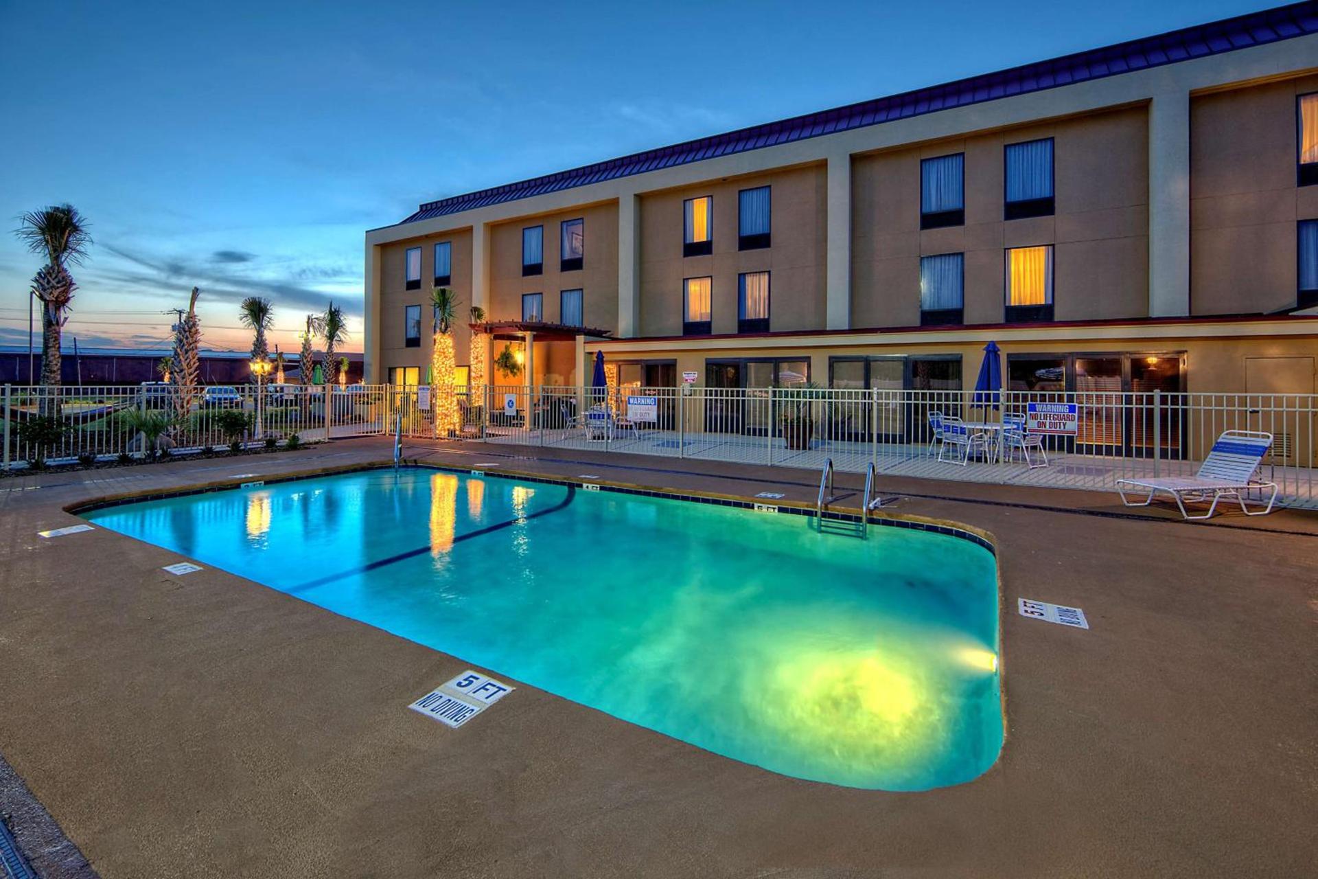 Hampton Inn Laurinburg photo 13