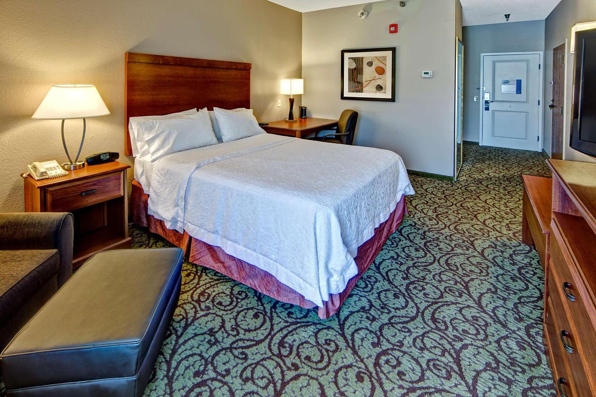 Hampton Inn Laurinburg photo 29