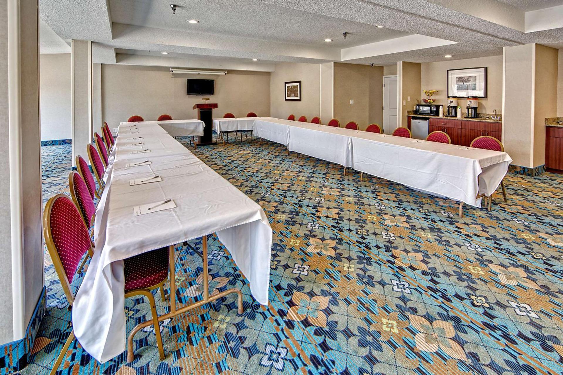 Hampton Inn Laurinburg photo 37