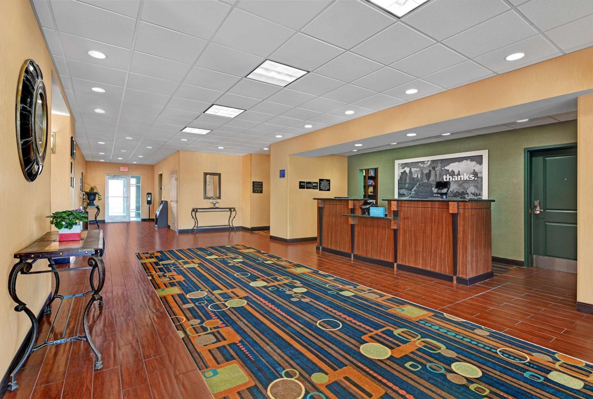 Hampton Inn By Hilton Deming photo 10