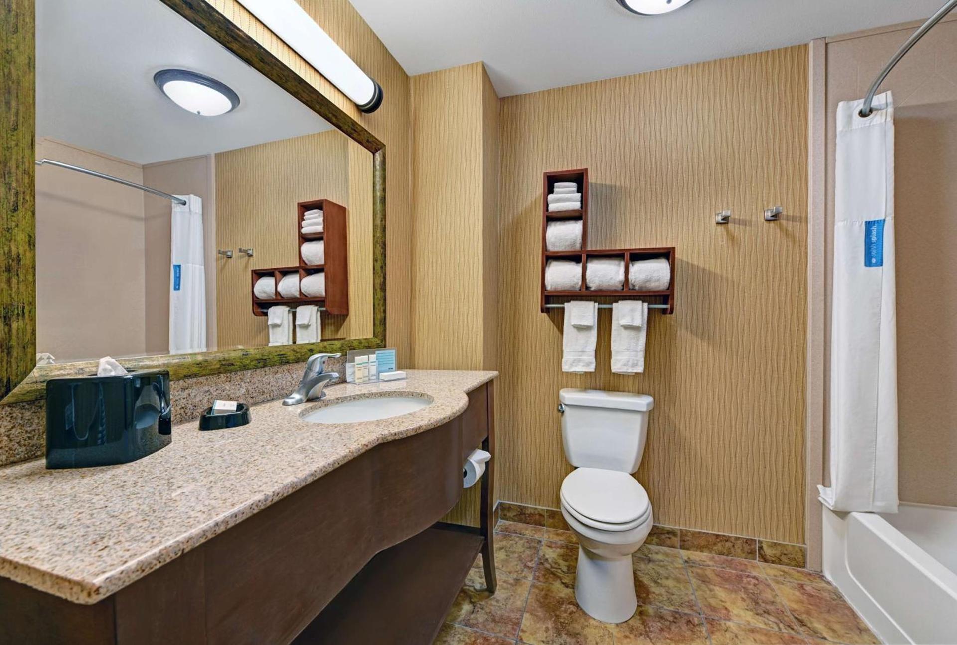 Hampton Inn By Hilton Deming photo 21