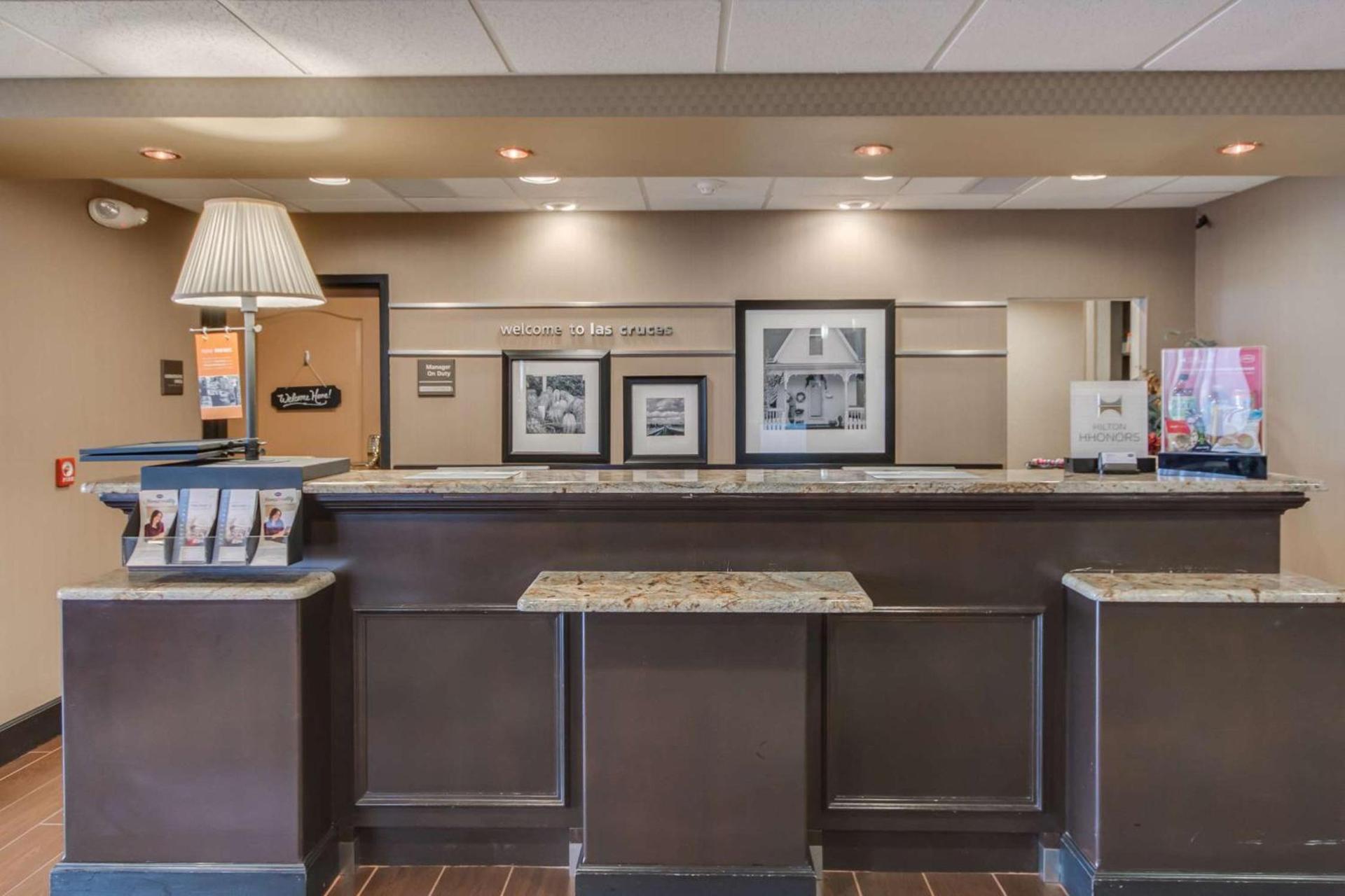 Hampton Inn & Suites Las Cruces I-25 photo 2