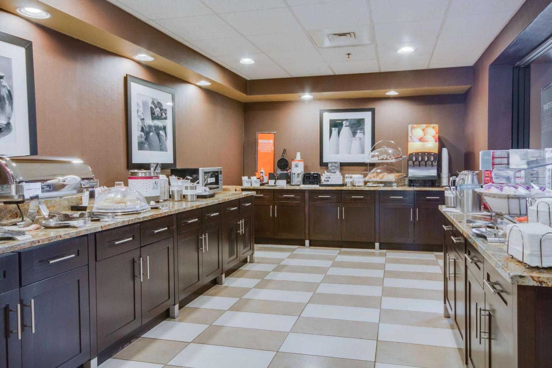 Hampton Inn & Suites Las Cruces I-25 photo 9