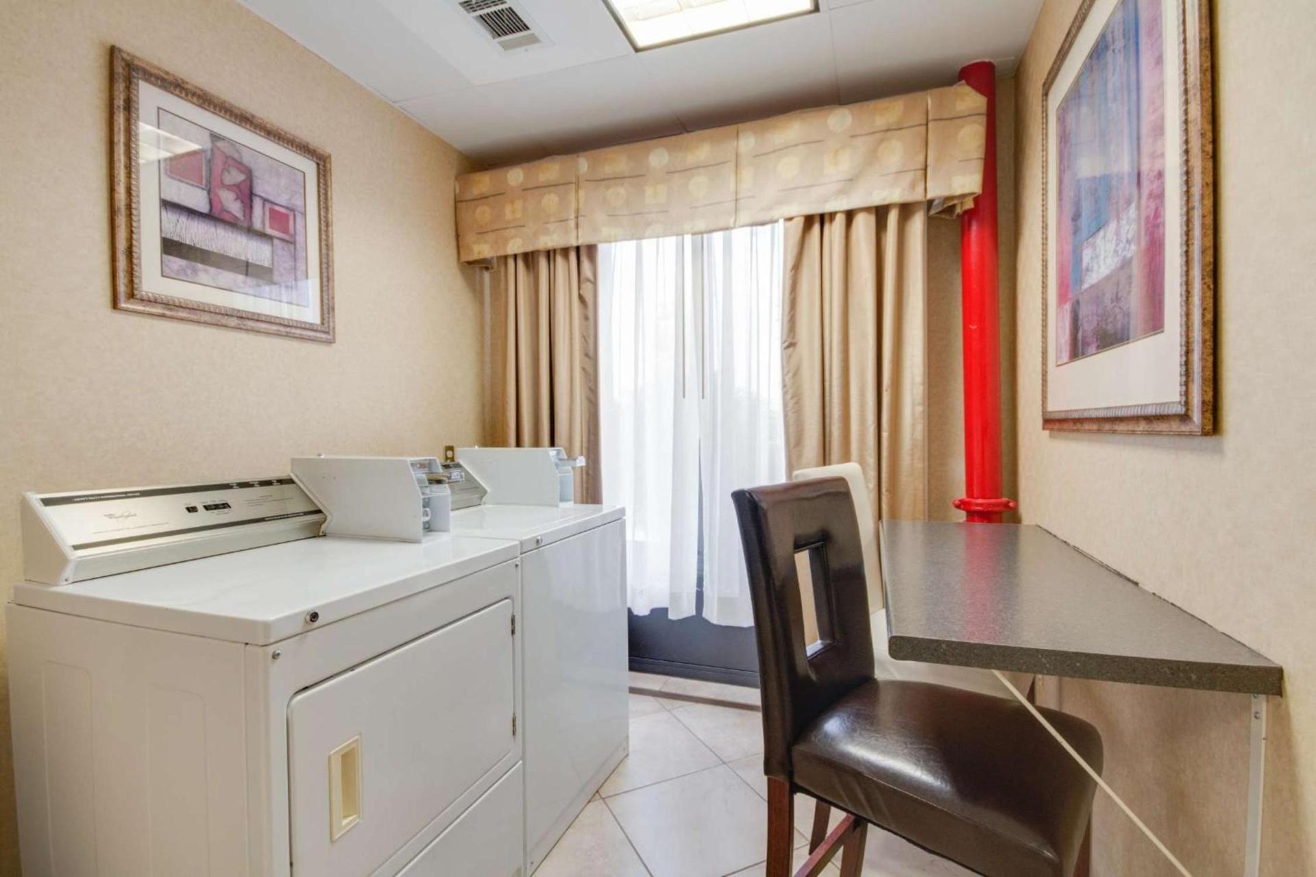 Hampton Inn & Suites Las Cruces I-25 photo 29