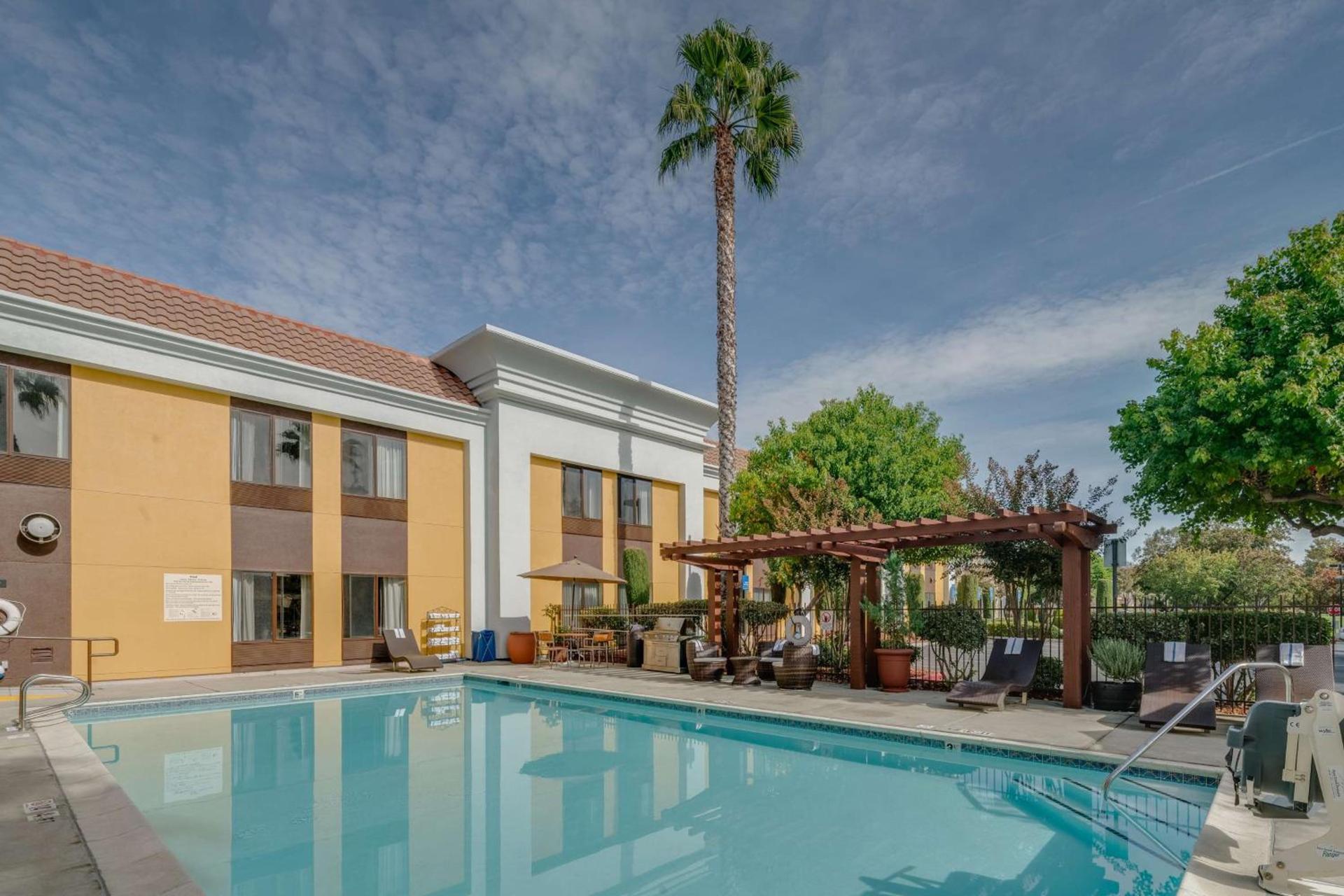 Hampton Inn Livermore photo 7