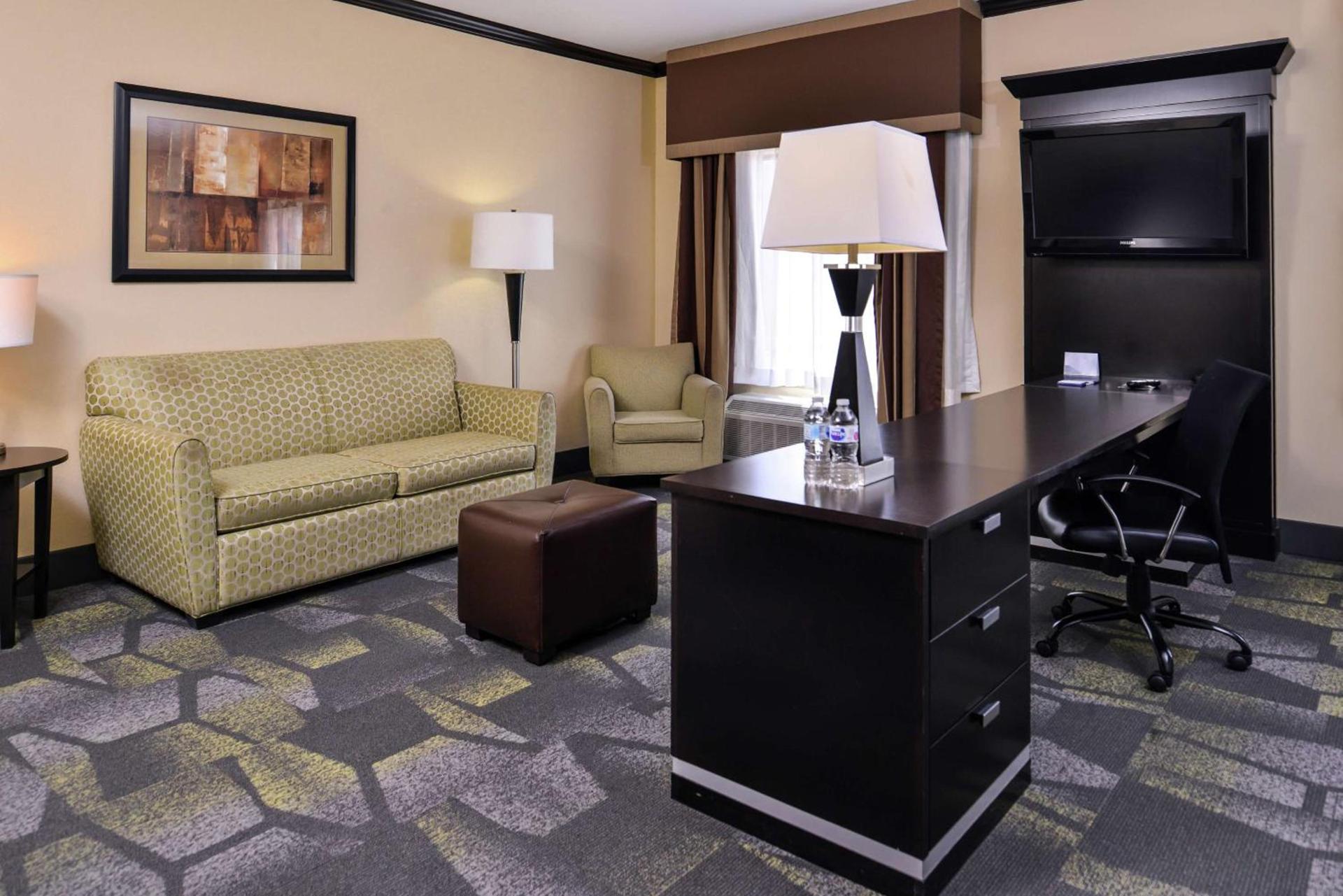 Hampton Inn & Suites Big Spring photo 34