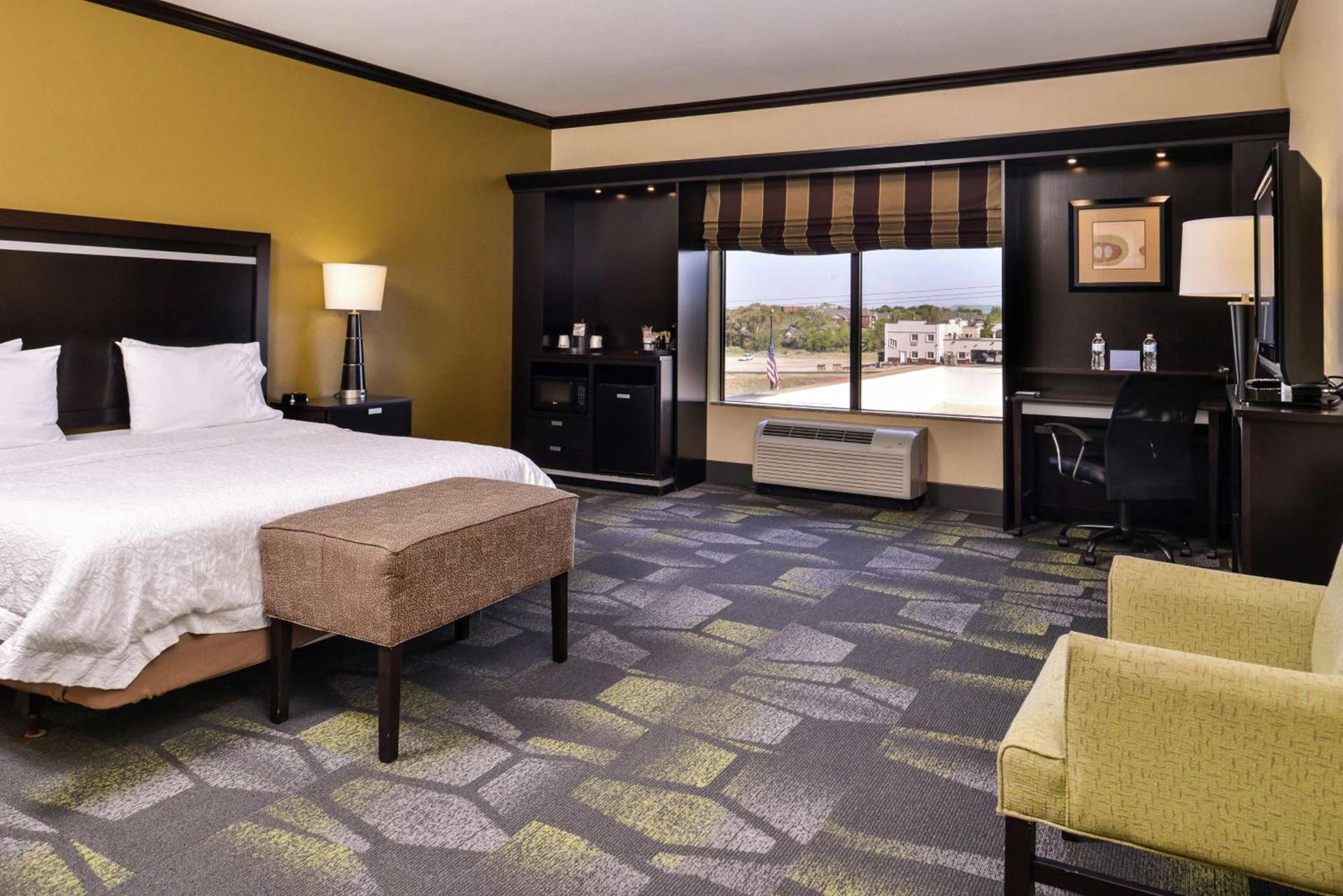 Hampton Inn & Suites Big Spring photo 36