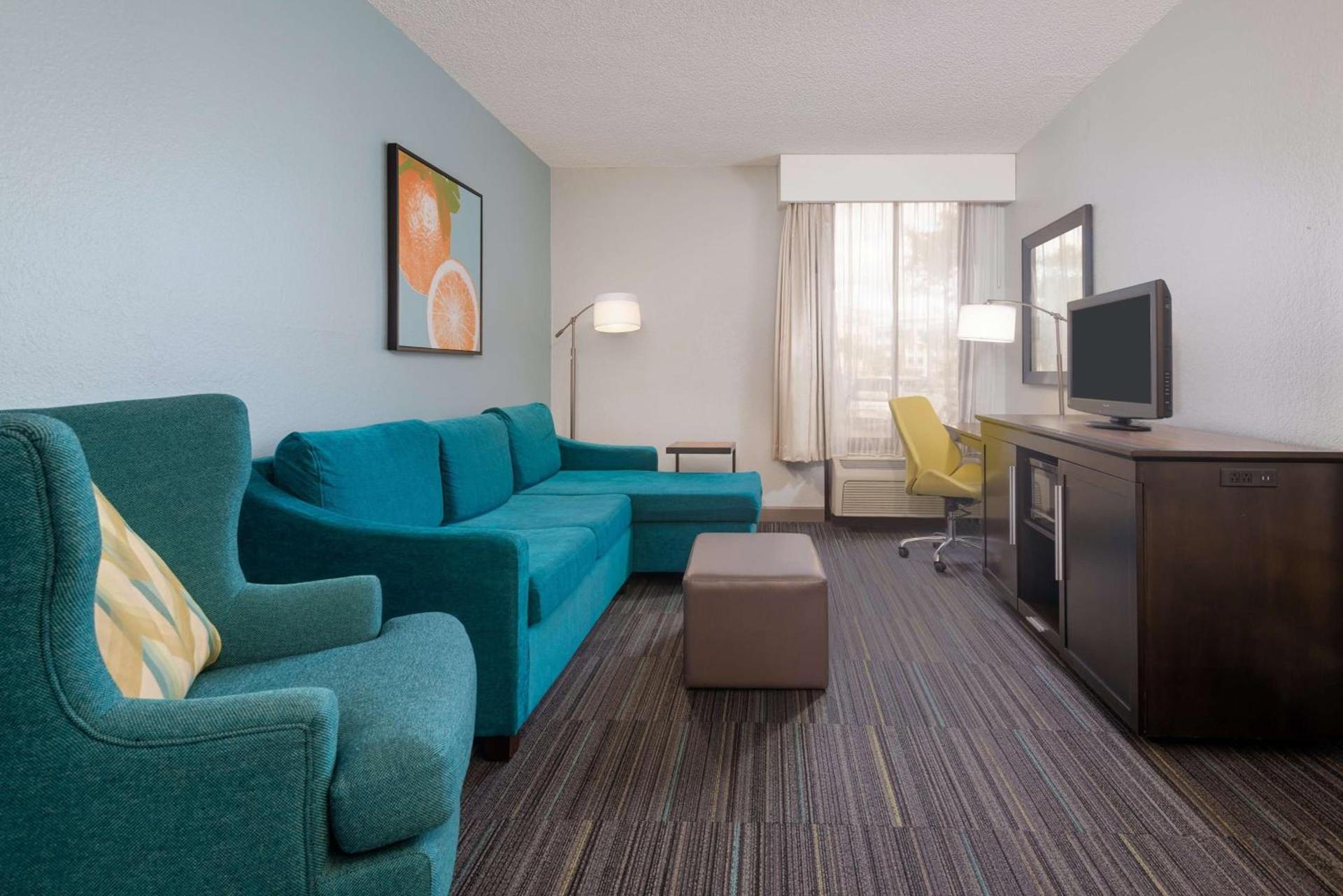 Hampton Inn Orlando Near Universal Blv/International Dr photo 11