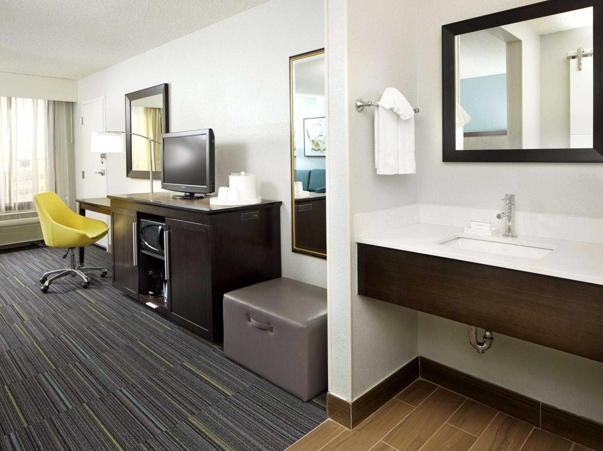 Hampton Inn Orlando Near Universal Blv/International Dr photo 19