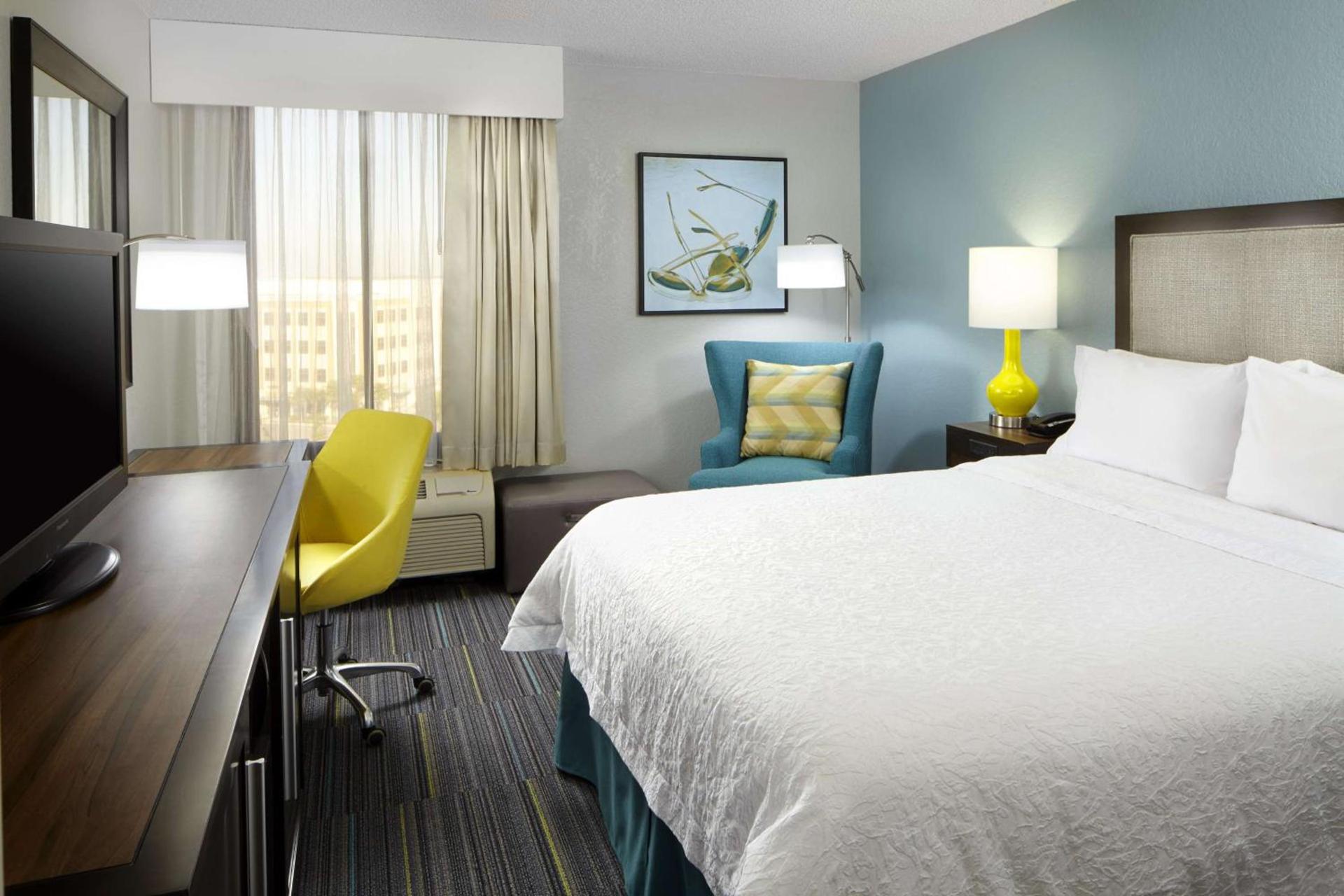 Hampton Inn Orlando Near Universal Blv/International Dr photo 21
