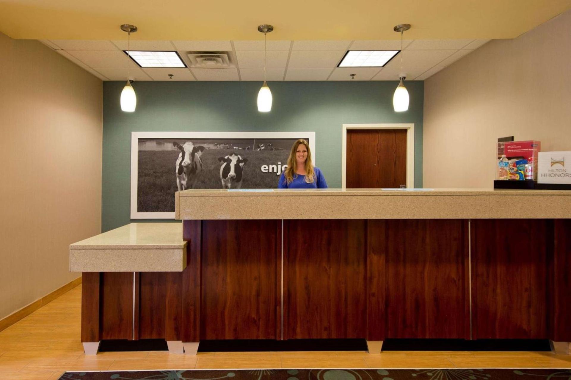 Hampton Inn Inwood photo 4